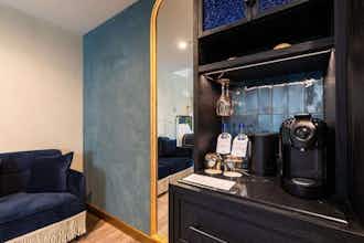 Hotel Hotel Indigo Batumi Old Town By Ihg photo 5