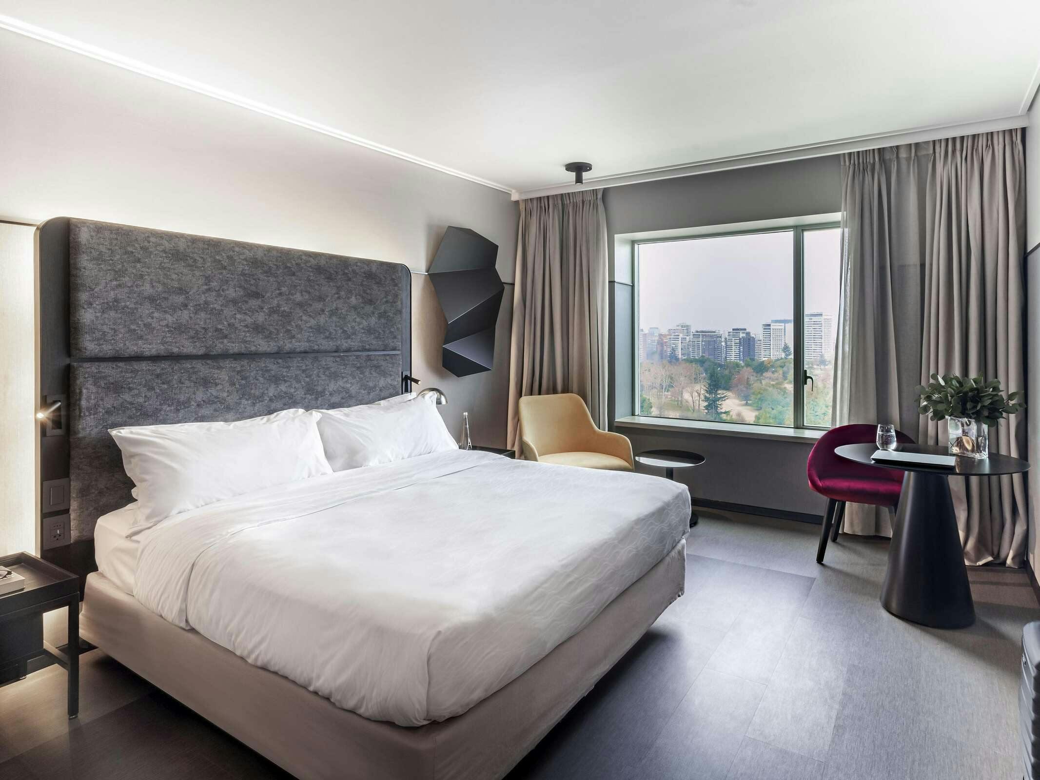 Hotel Pullman Santiago Vitacura photo 1