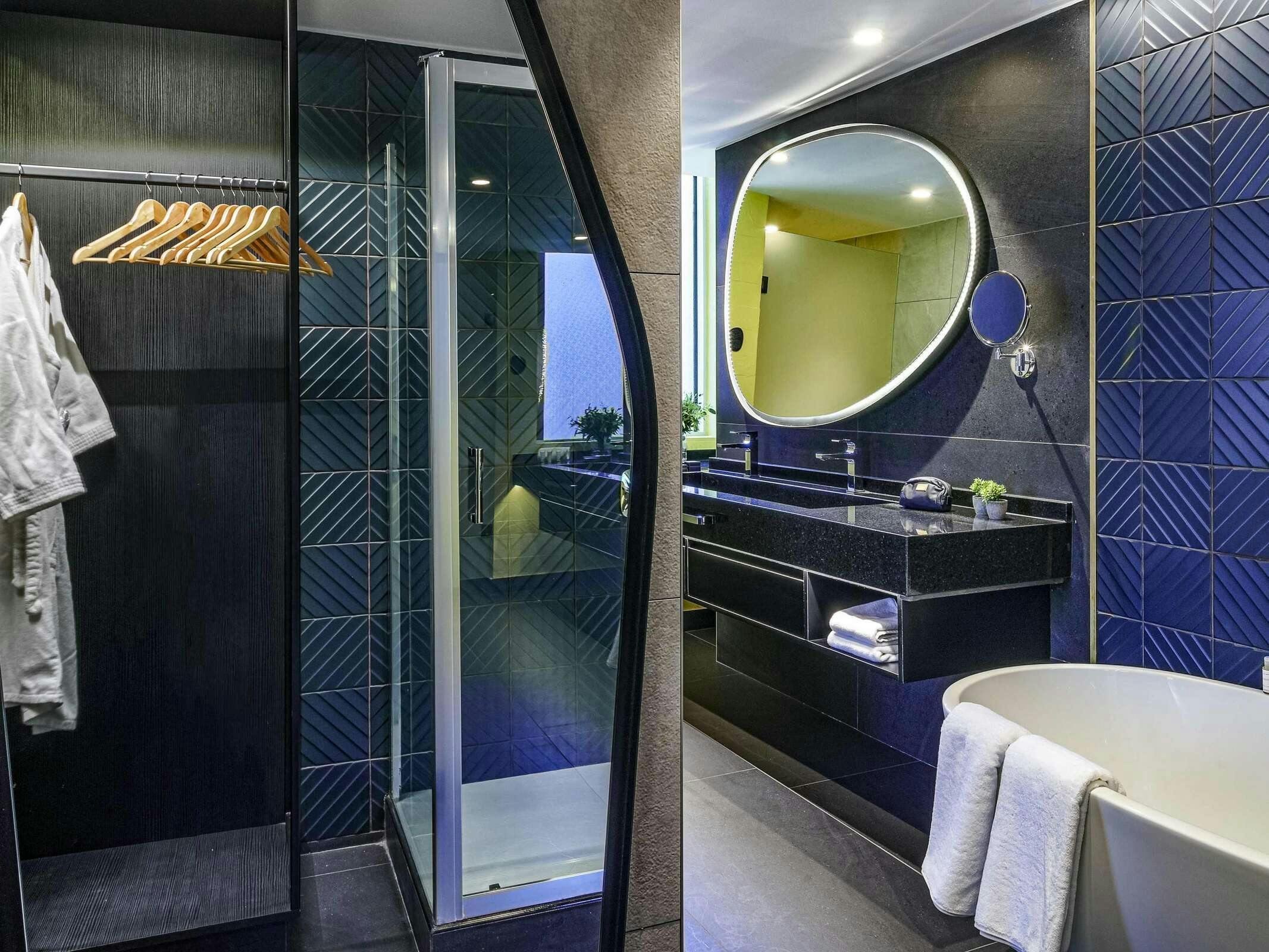 Hotel Pullman Santiago El Bosque photo 3