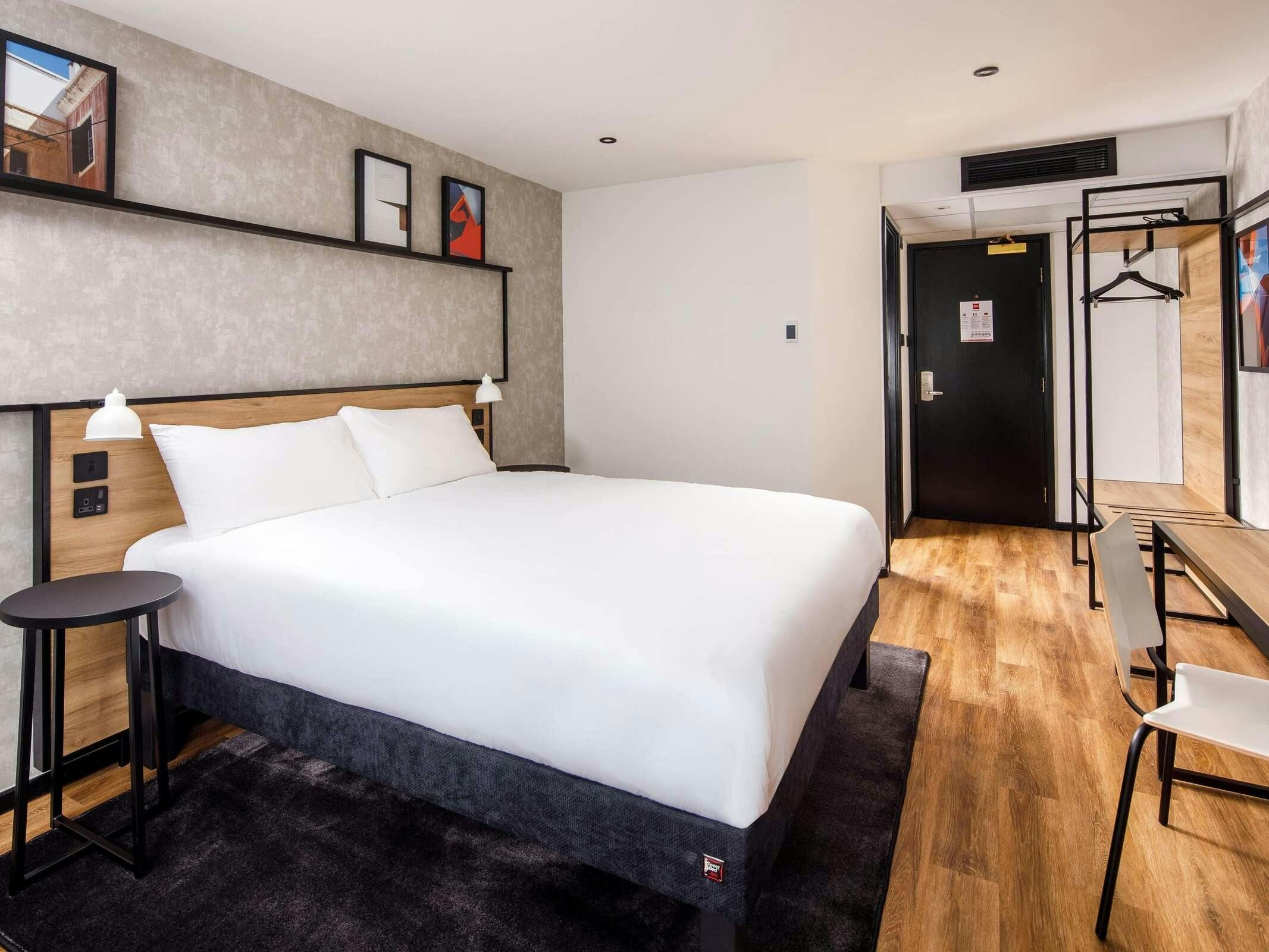 Hotel Ibis Wakefield East Castleford photo 3