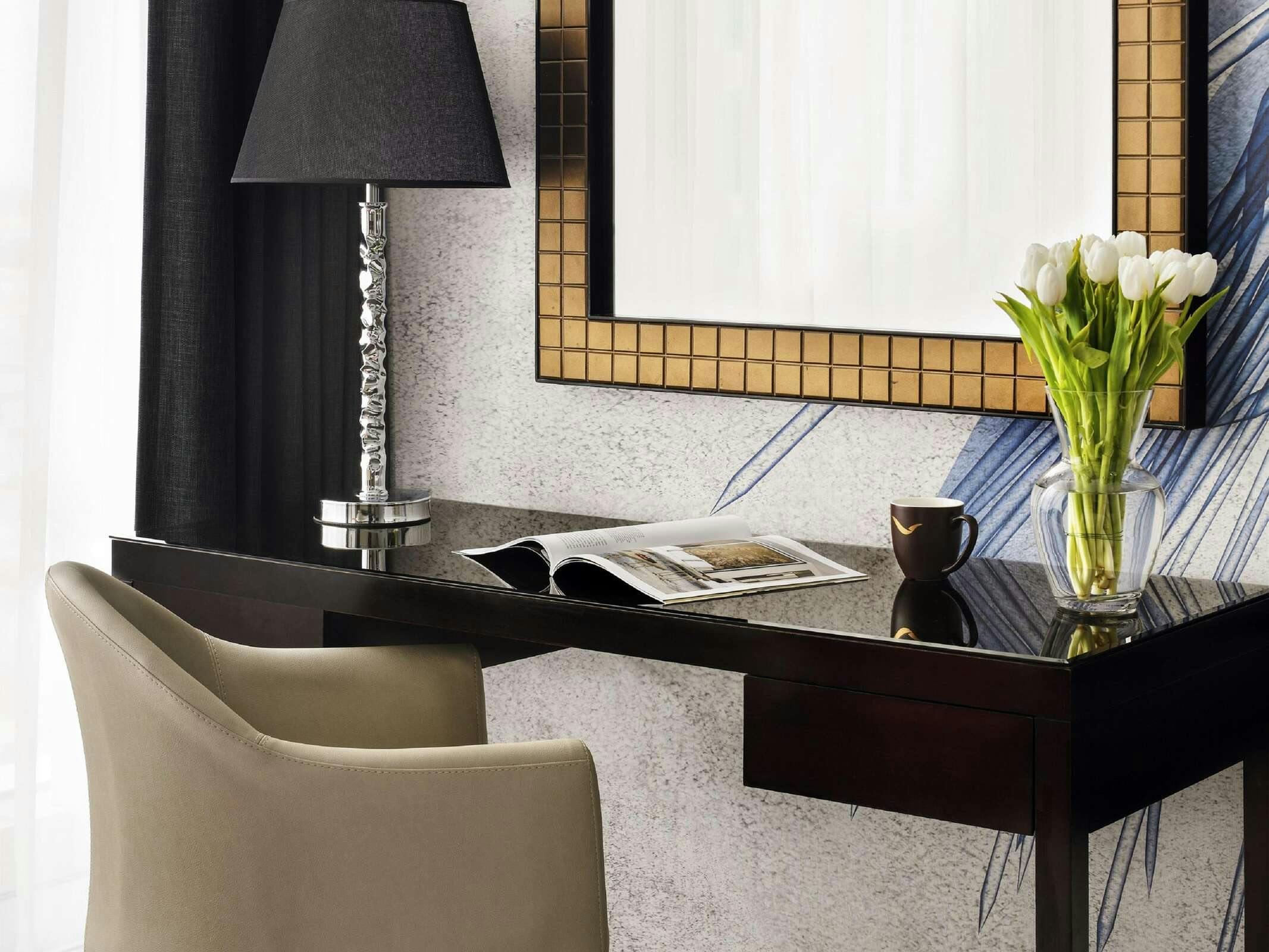 Hotel MOVENPICK JUMEIRAH LAKES TOWER photo 5