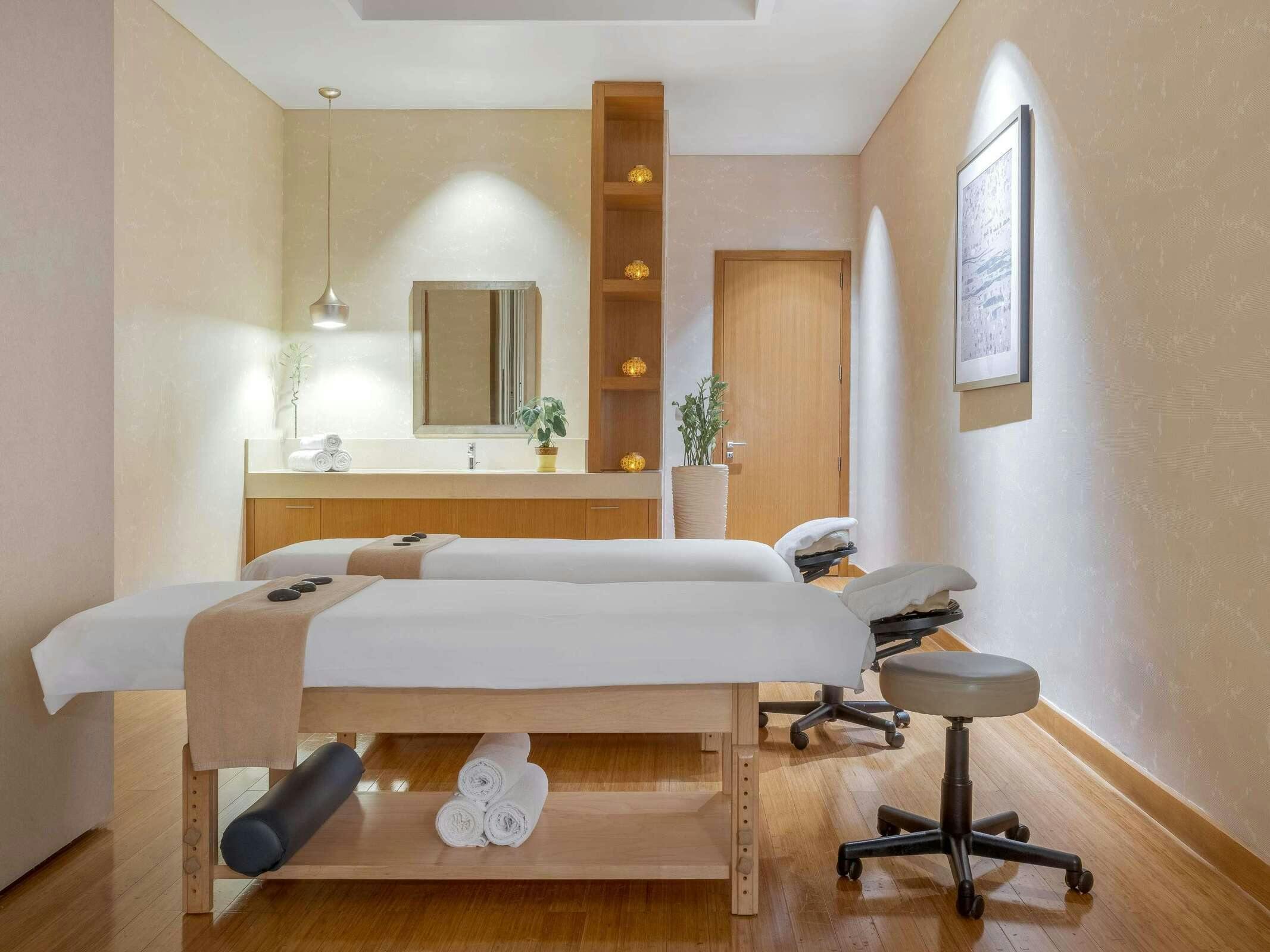 Hotel Swissotel Living Al Ghurair photo 1