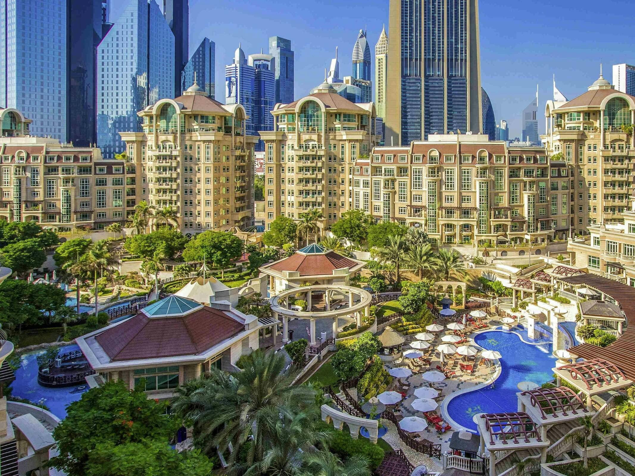 Swissôtel Al Murooj Dubai