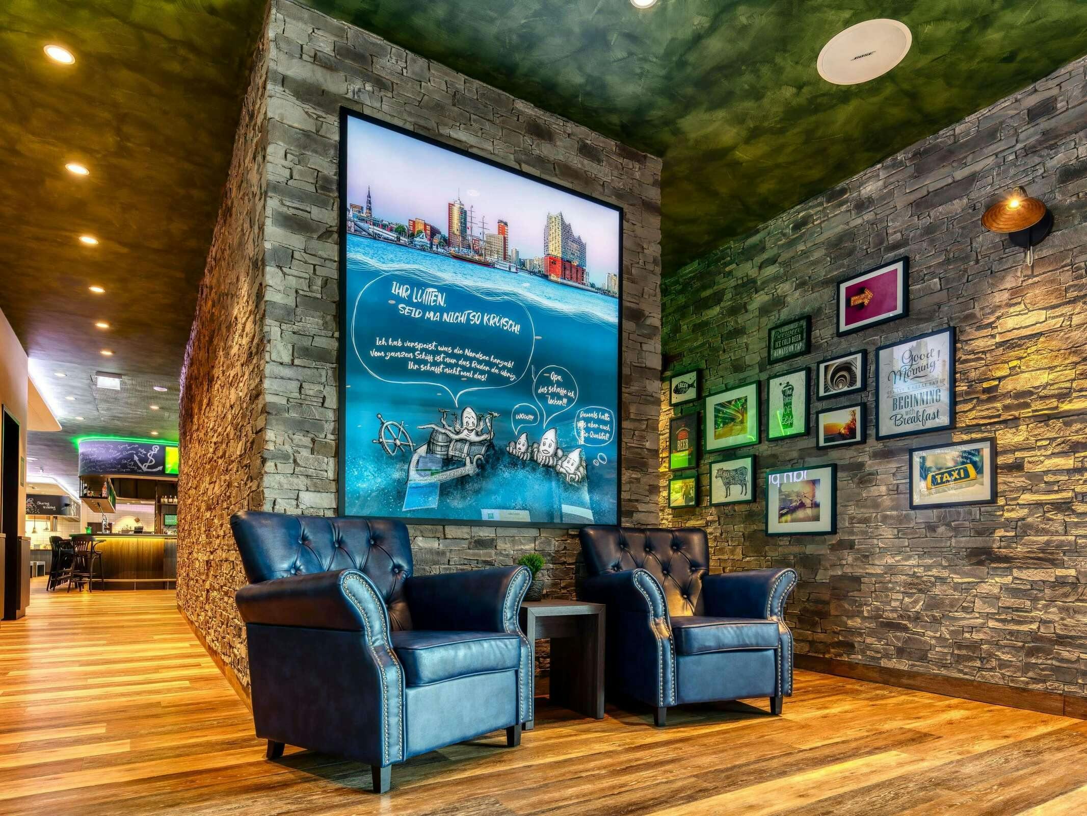 Hotel Ibis Styles Hamburg Barmbek photo 4