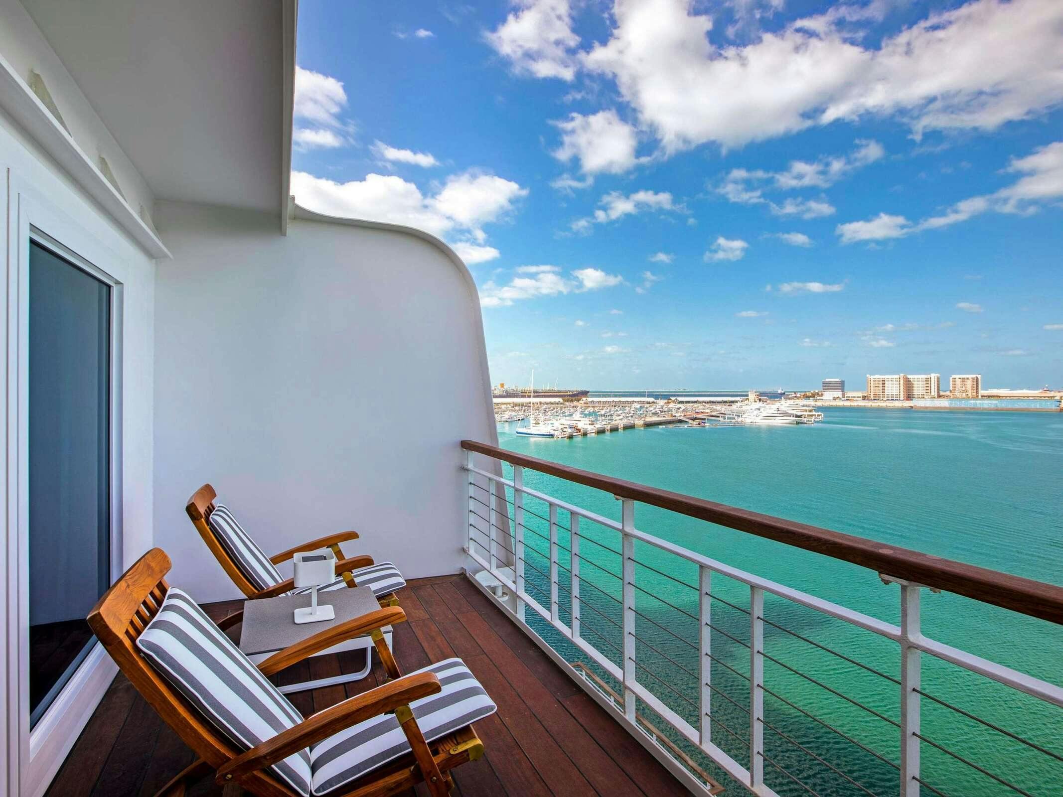 Hotel Queen Elizabeth 2 photo 2