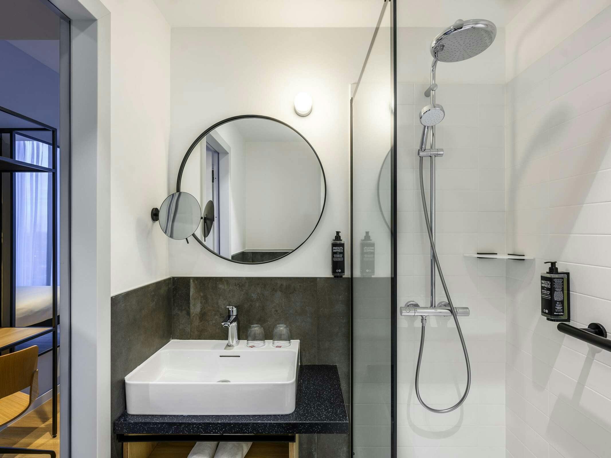 Hotel Ibis Budapest Stadium photo 4