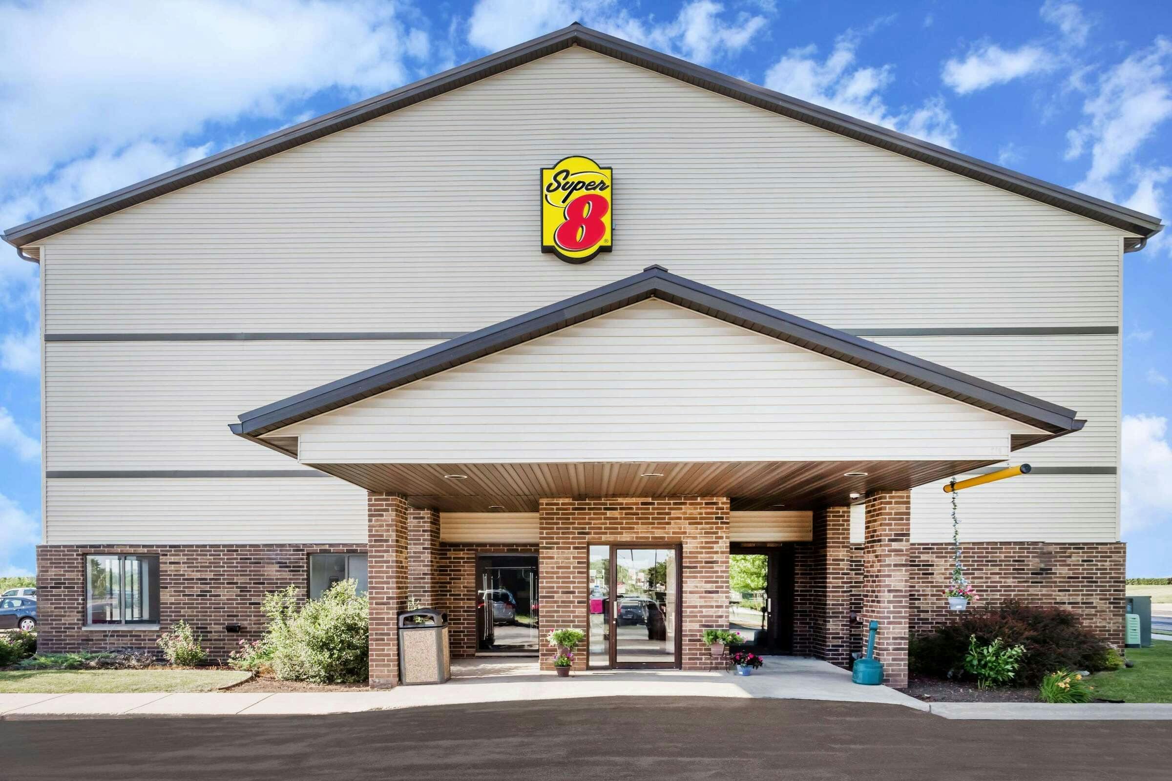 AmericInn Columbus Wisconsin