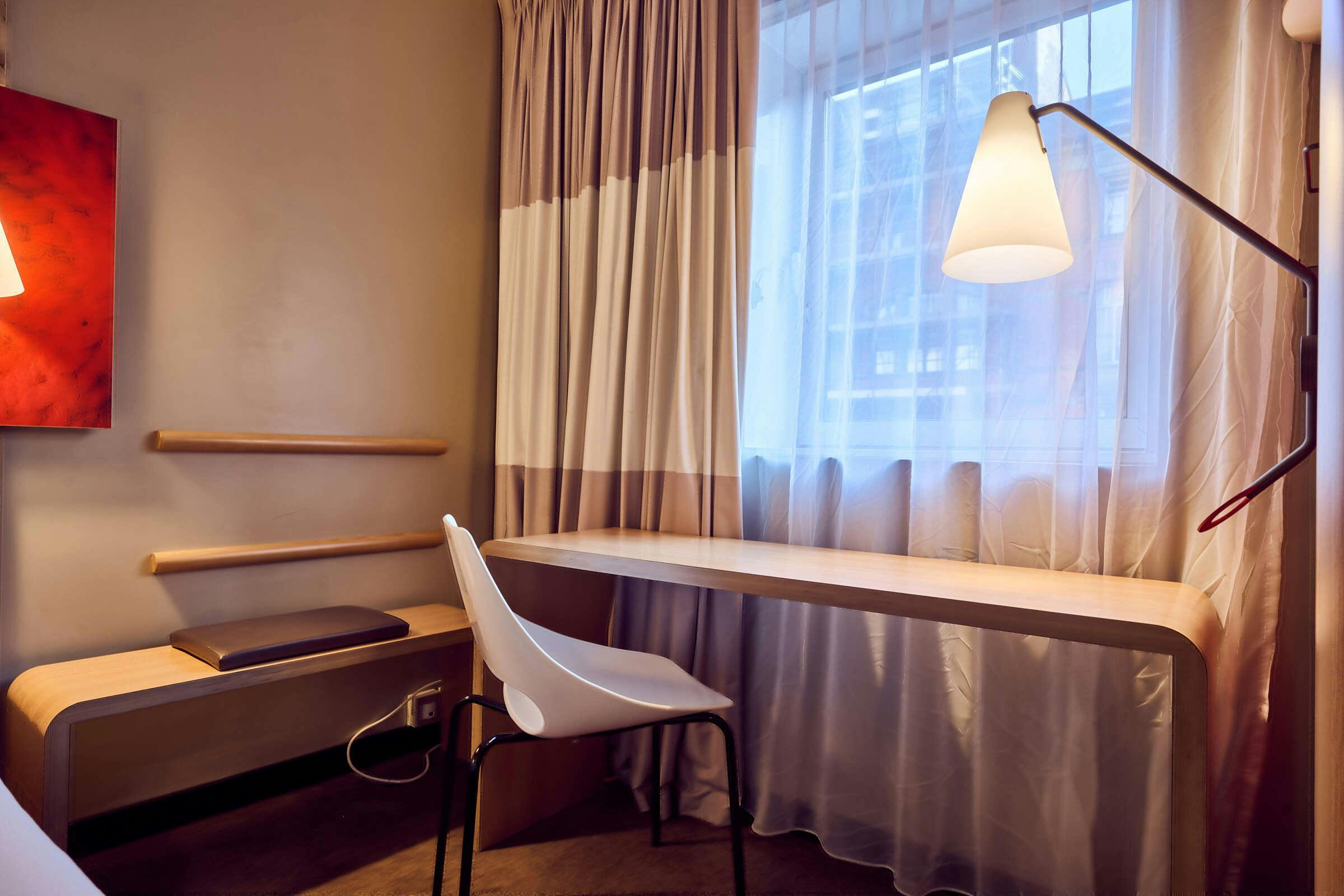 Hotel a&o Manchester City Centre photo 4