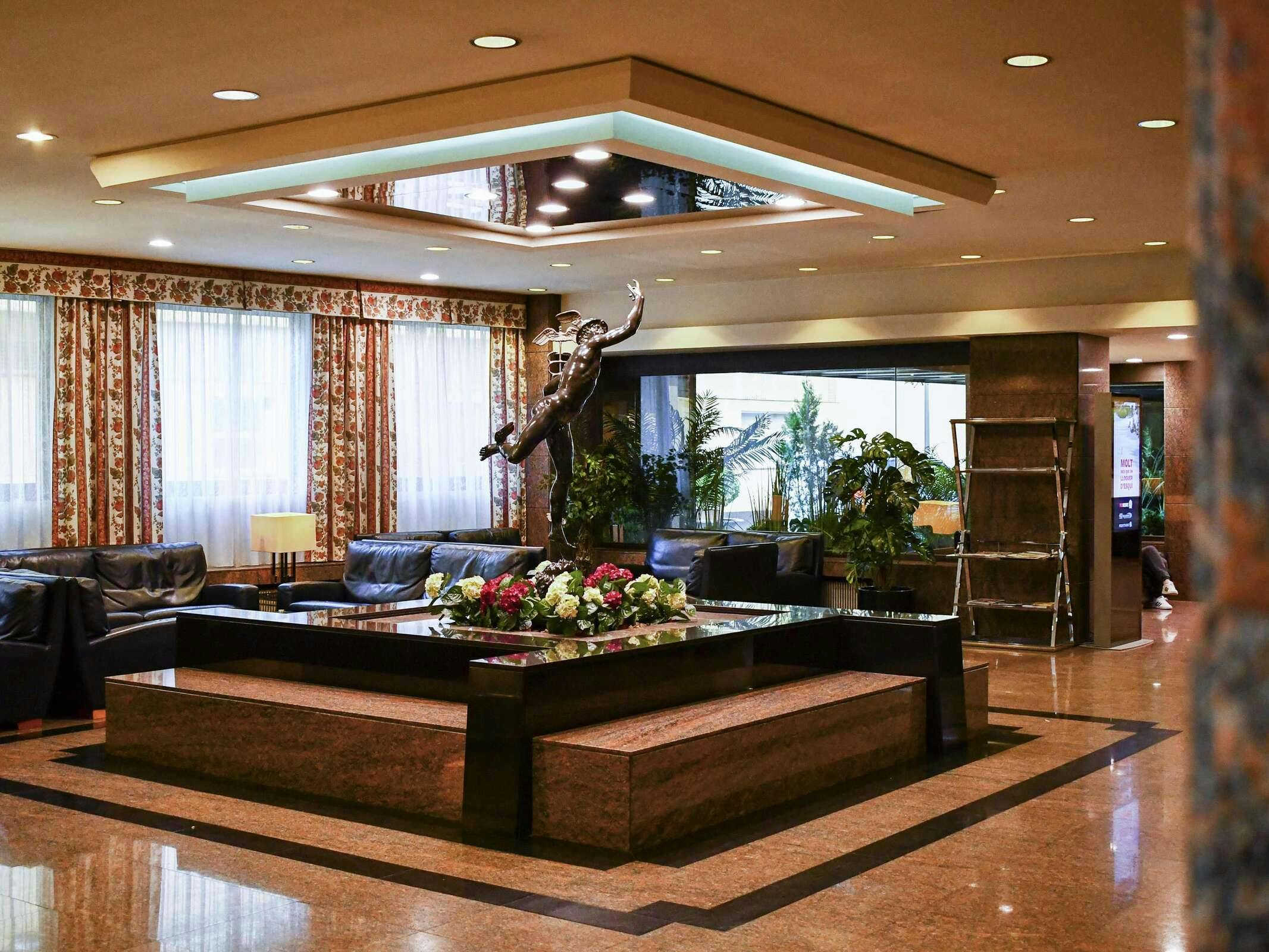 Hotel Hôtel Mercure Andorra photo 2