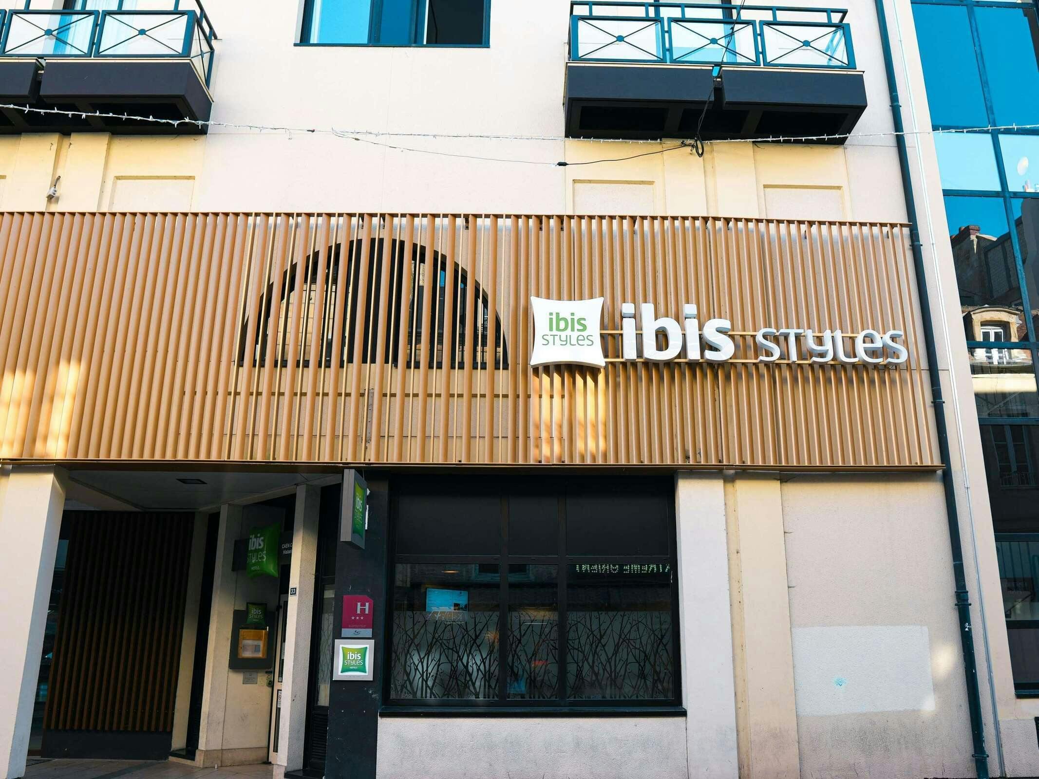 Hotel Ibis Styles Caen Centre Historique photo 1
