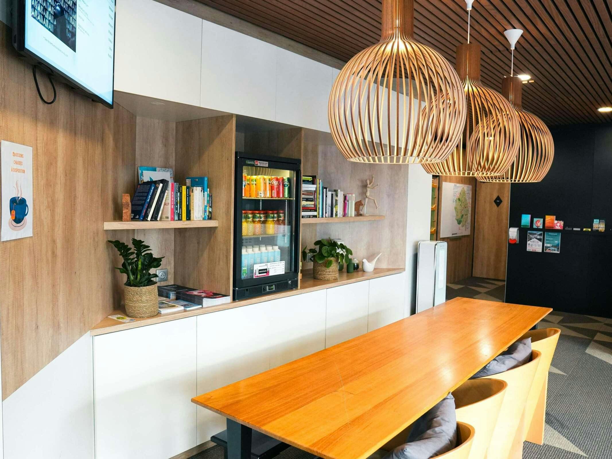 Hotel Ibis Styles Caen Centre Historique photo 3