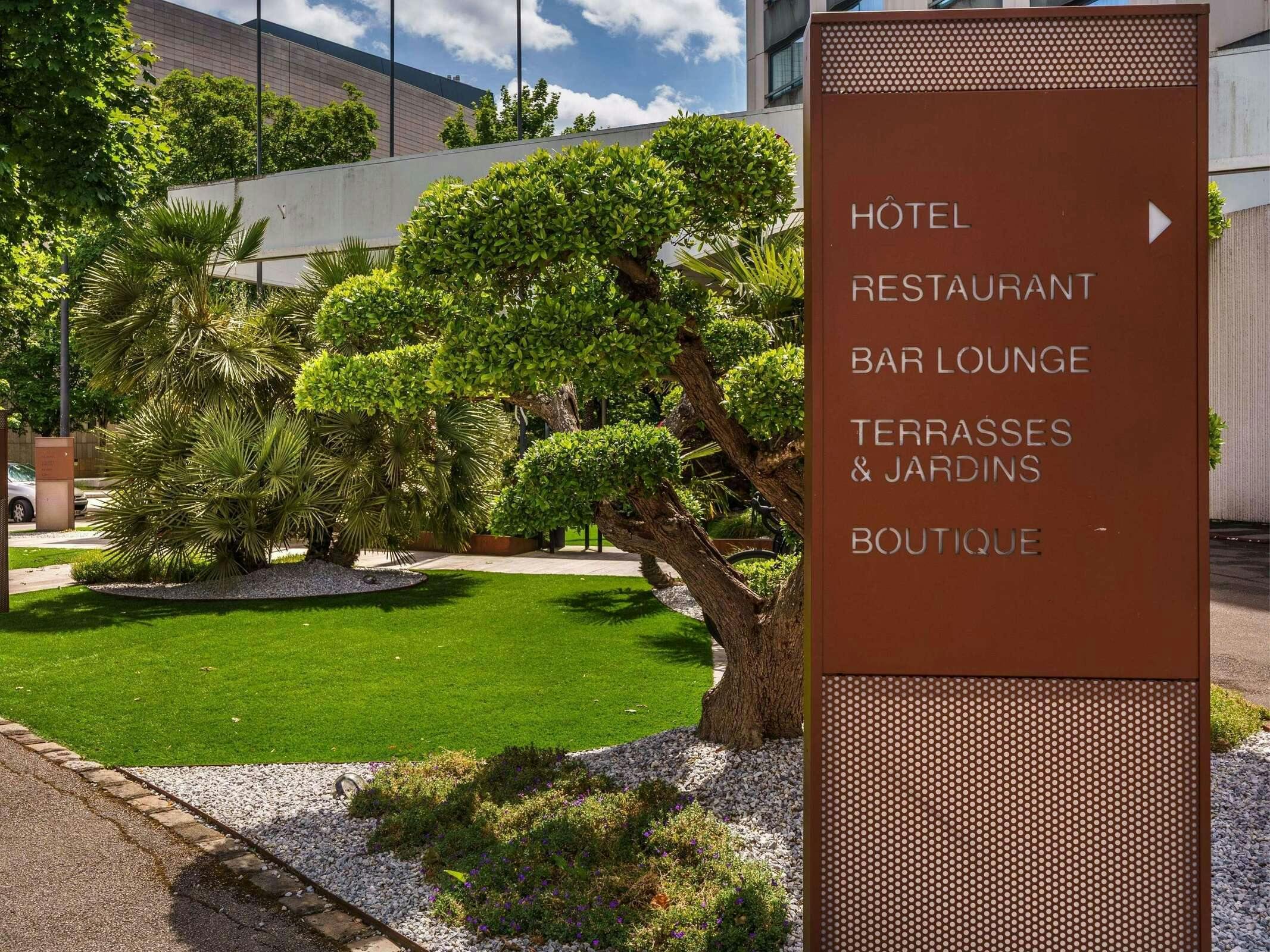 Hotel Hôtel Mercure Dijon Centre Clémenceau photo 2