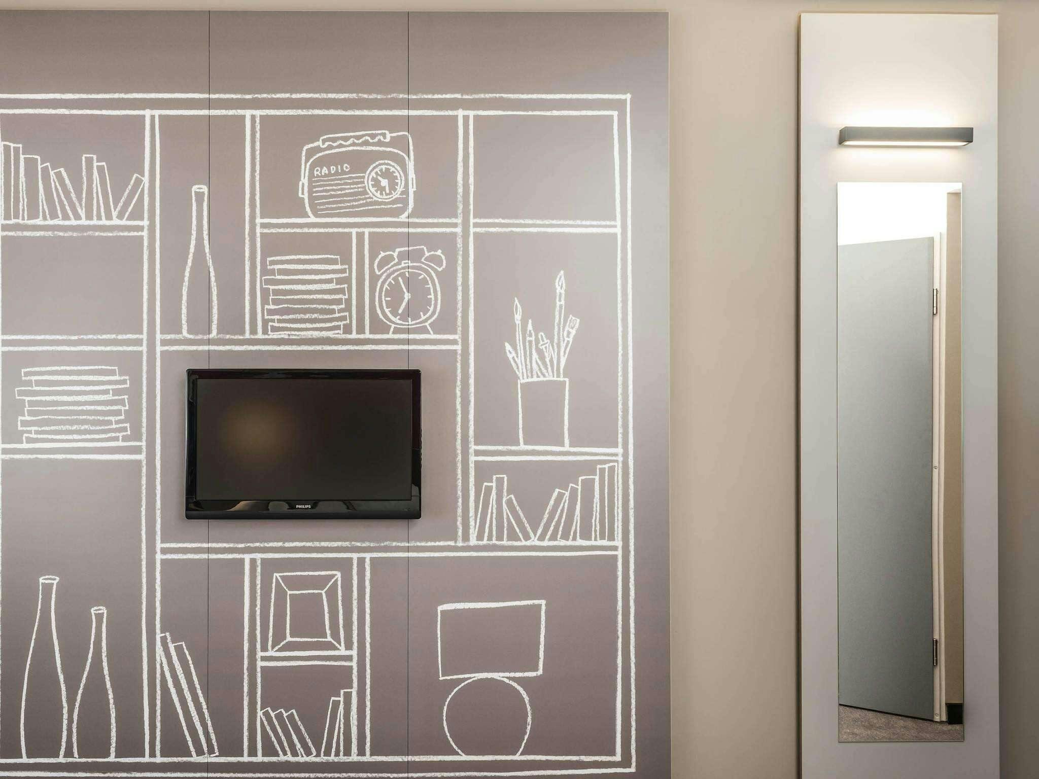 Hotel Ibis Hamburg Alster Centrum photo 5