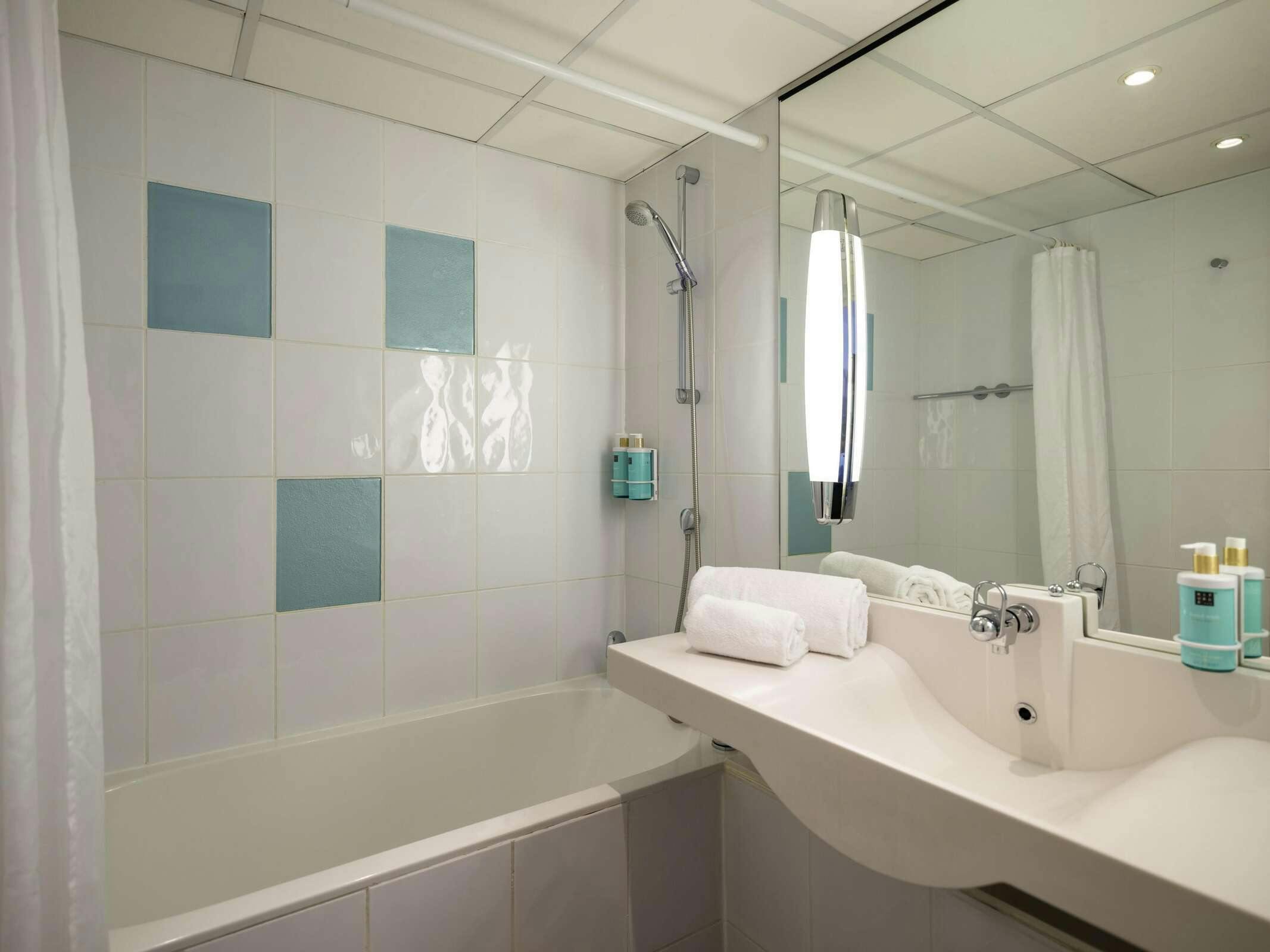 Hotel Novotel Nantes Centre Gare photo 4