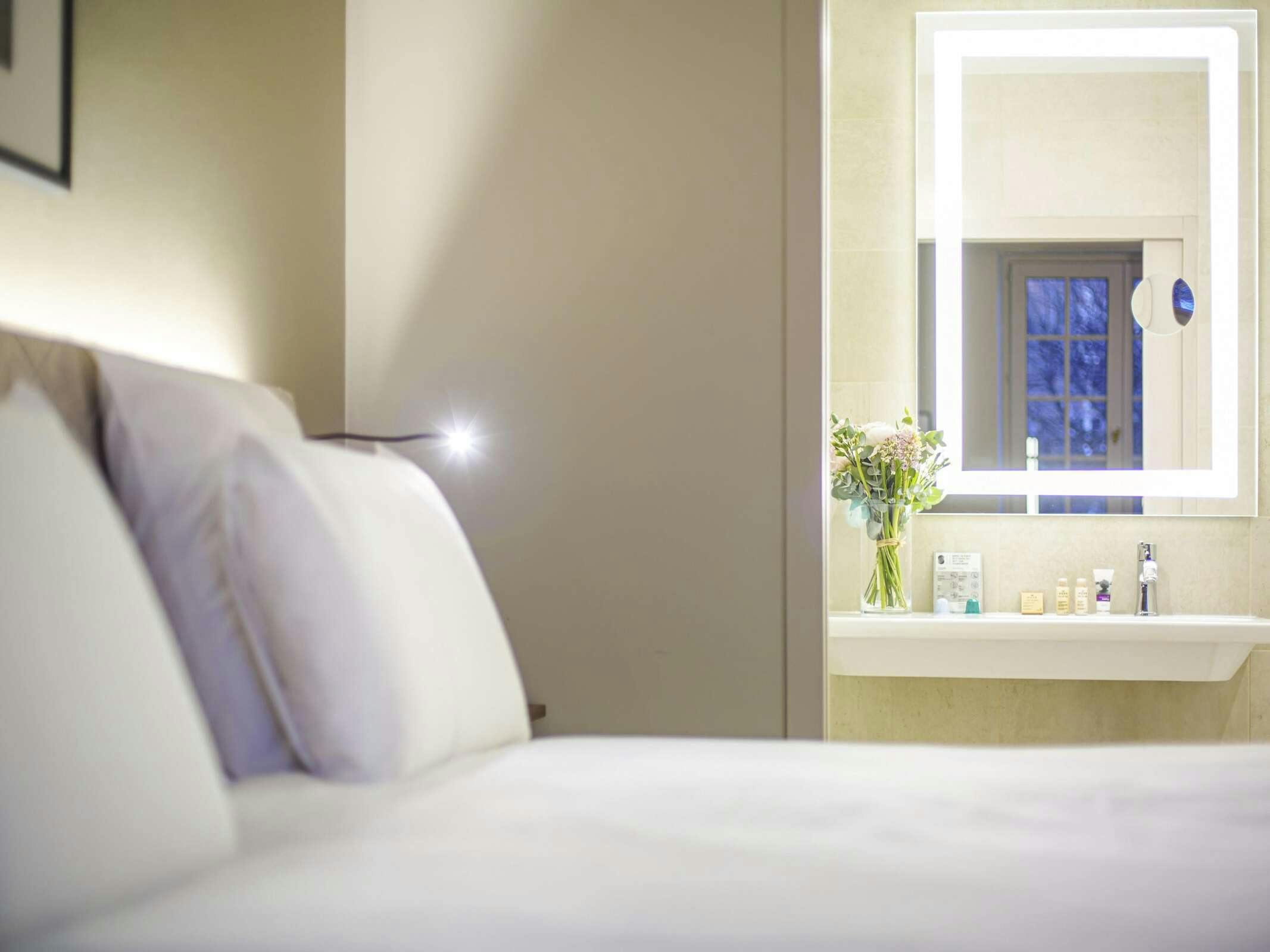 Hotel Hôtel Mercure Rennes Place Bretagne photo 5