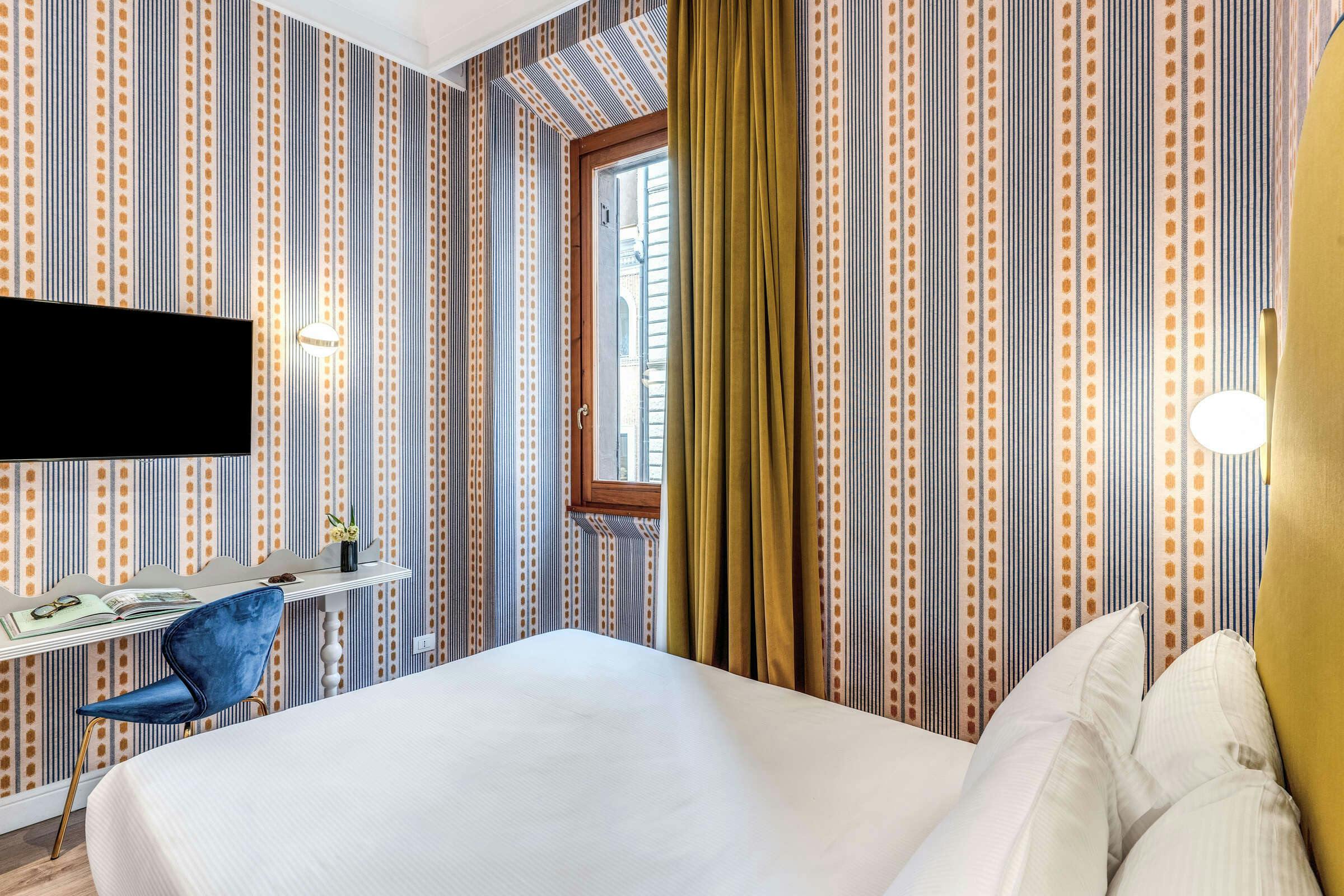 Hotel TOWNHOUSE CONDOTTI photo 4