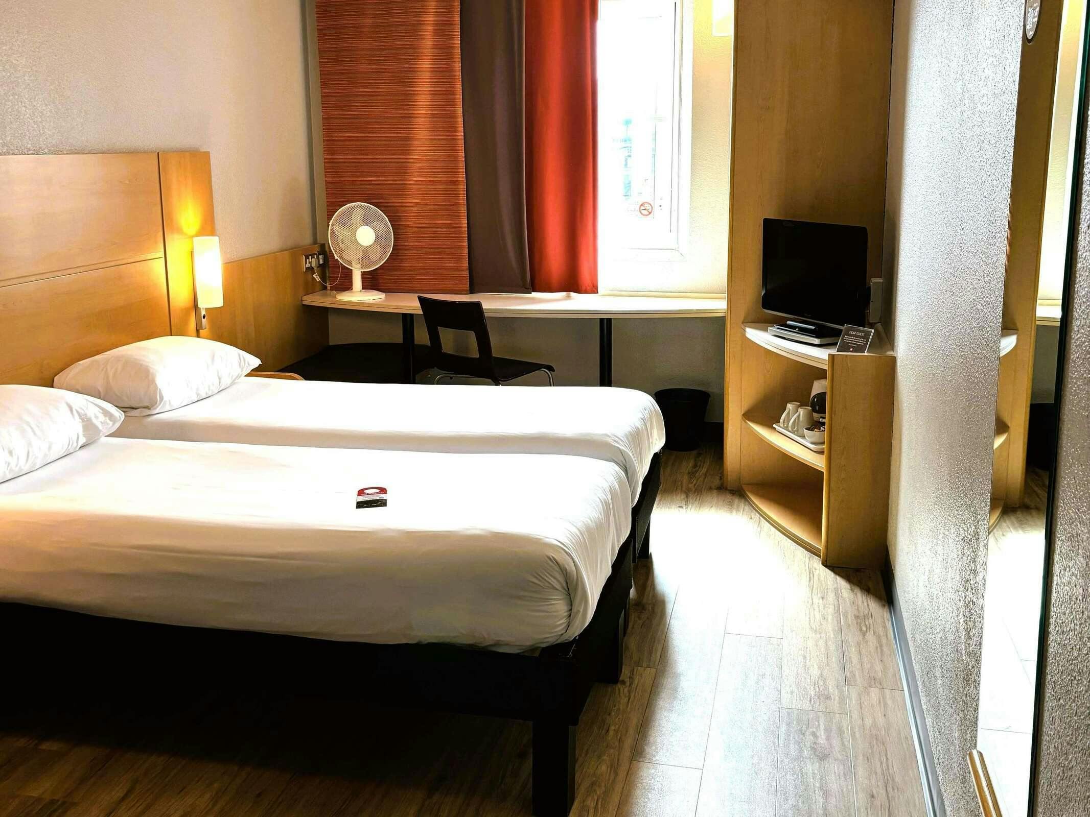 Hotel Ibis Carlisle City Centre photo 4