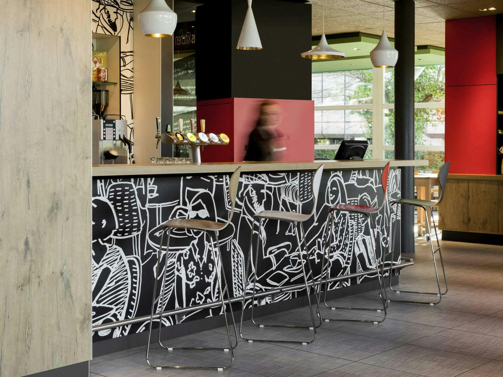 Hotel ibis Geneve Aeroport photo 1