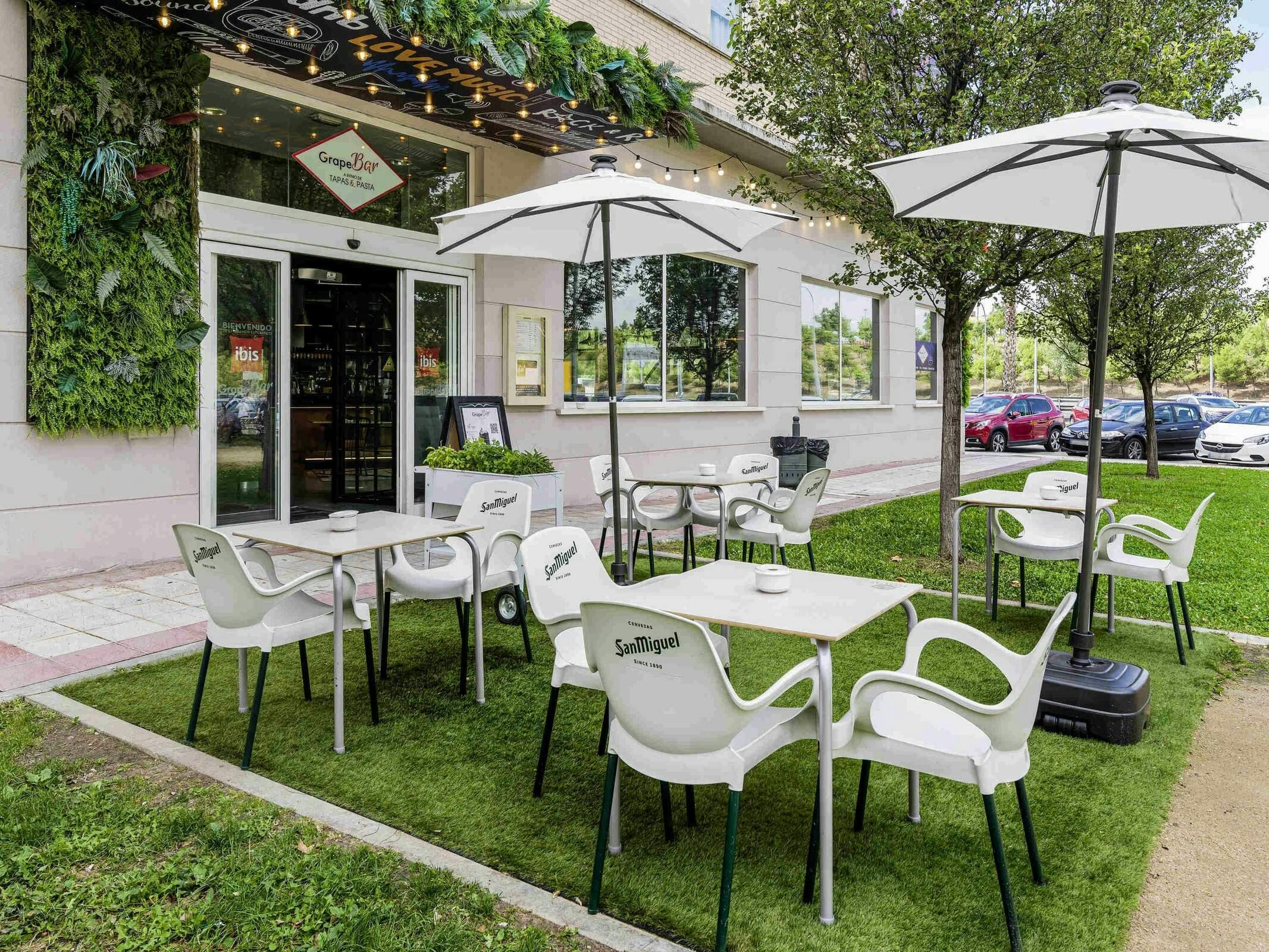 Hotel Ibis Madrid Getafe photo 3