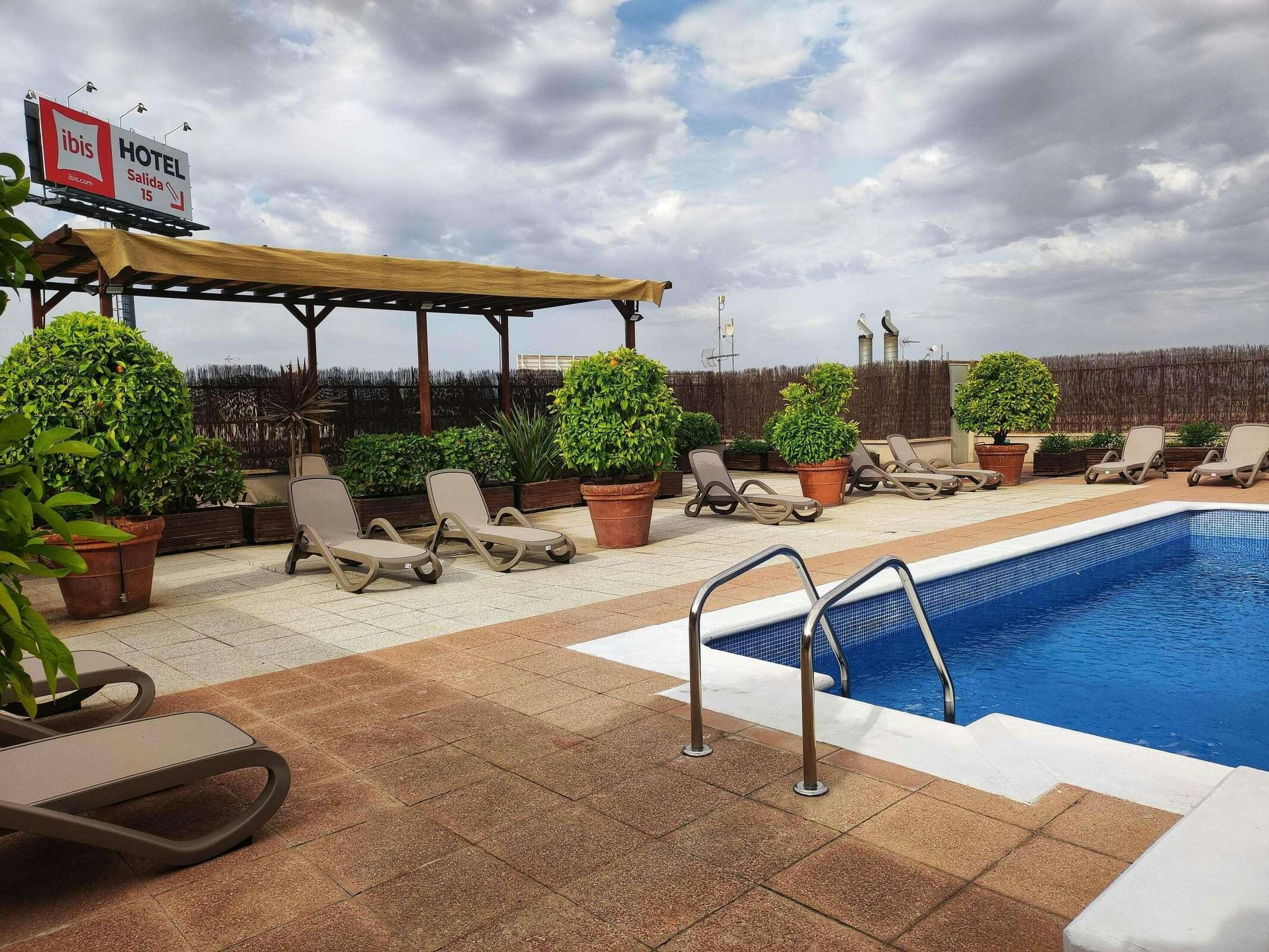 Hotel Ibis Granada photo 1