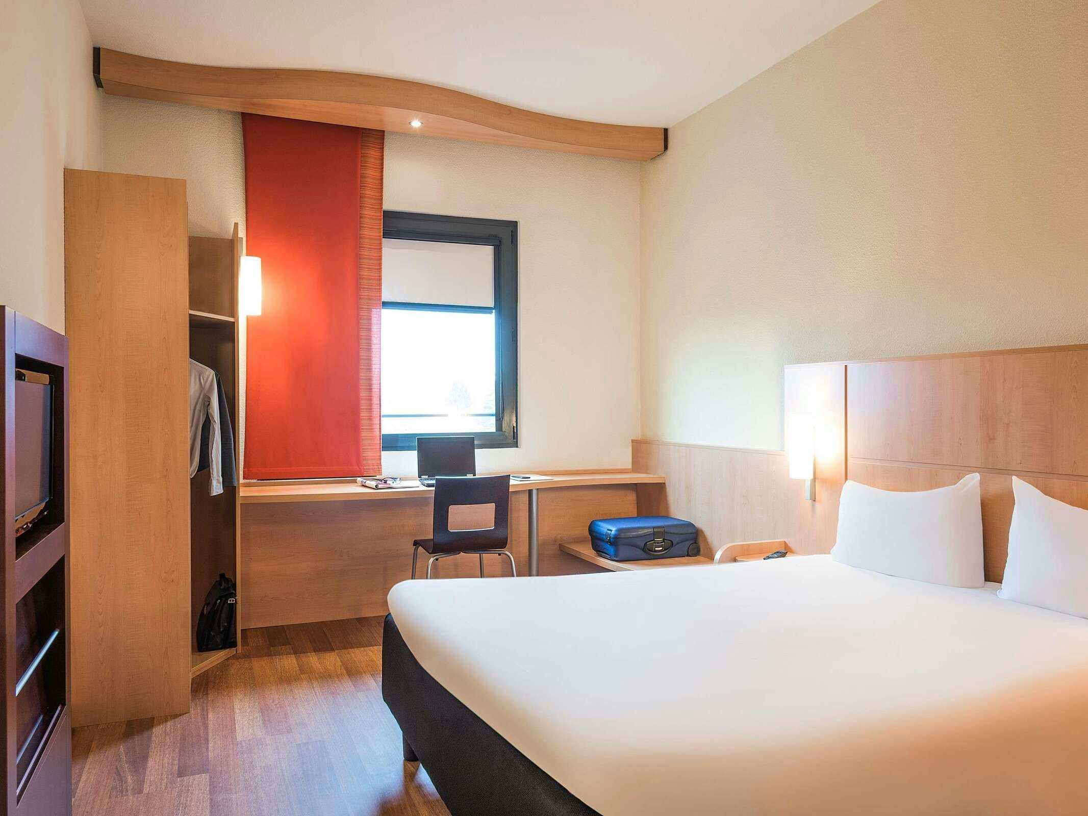 Hotel Ibis Milano Malpensa Aeroporto photo 4