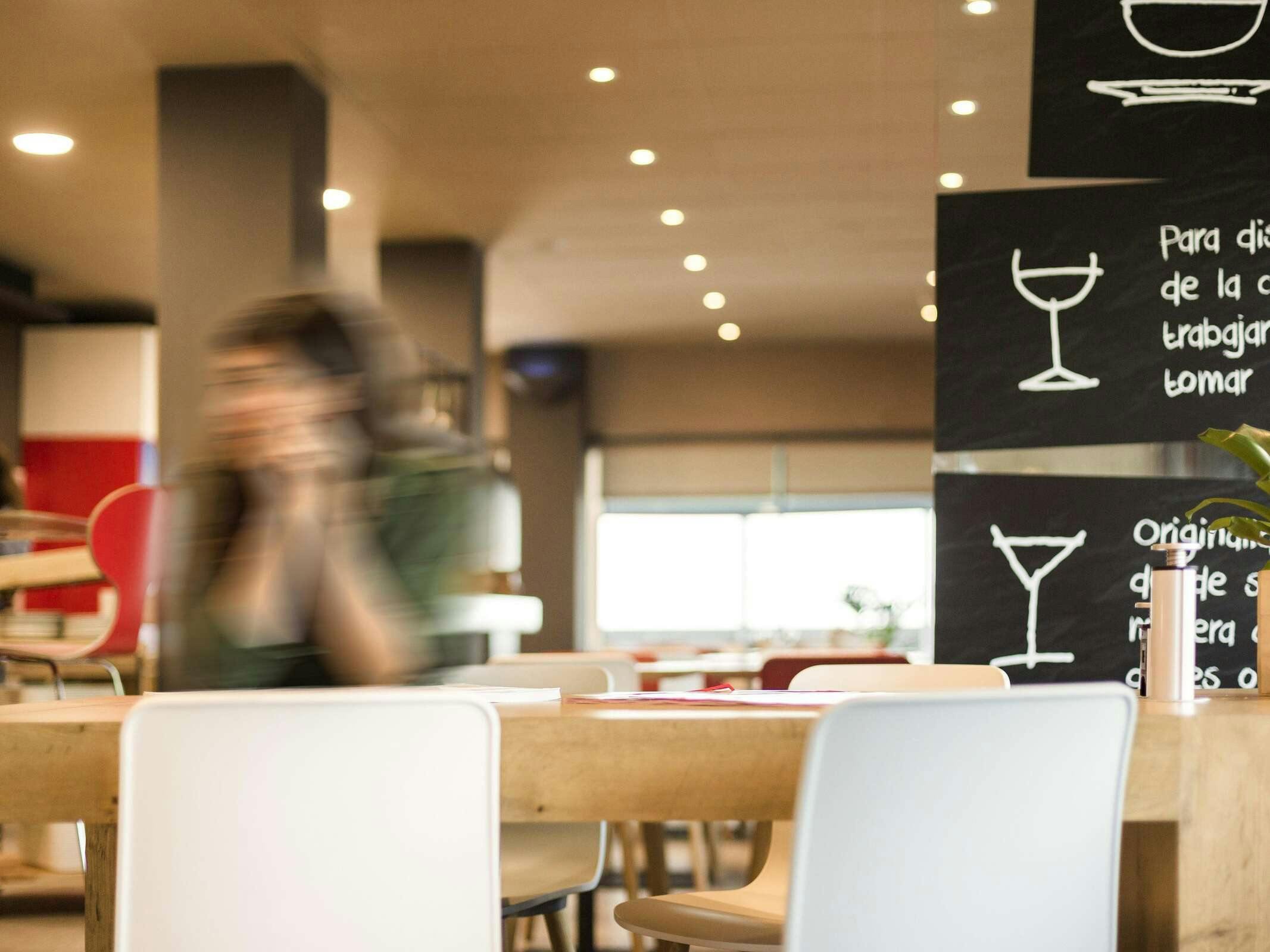 Hotel Ibis Barcelona Montmelo Granollers photo 2