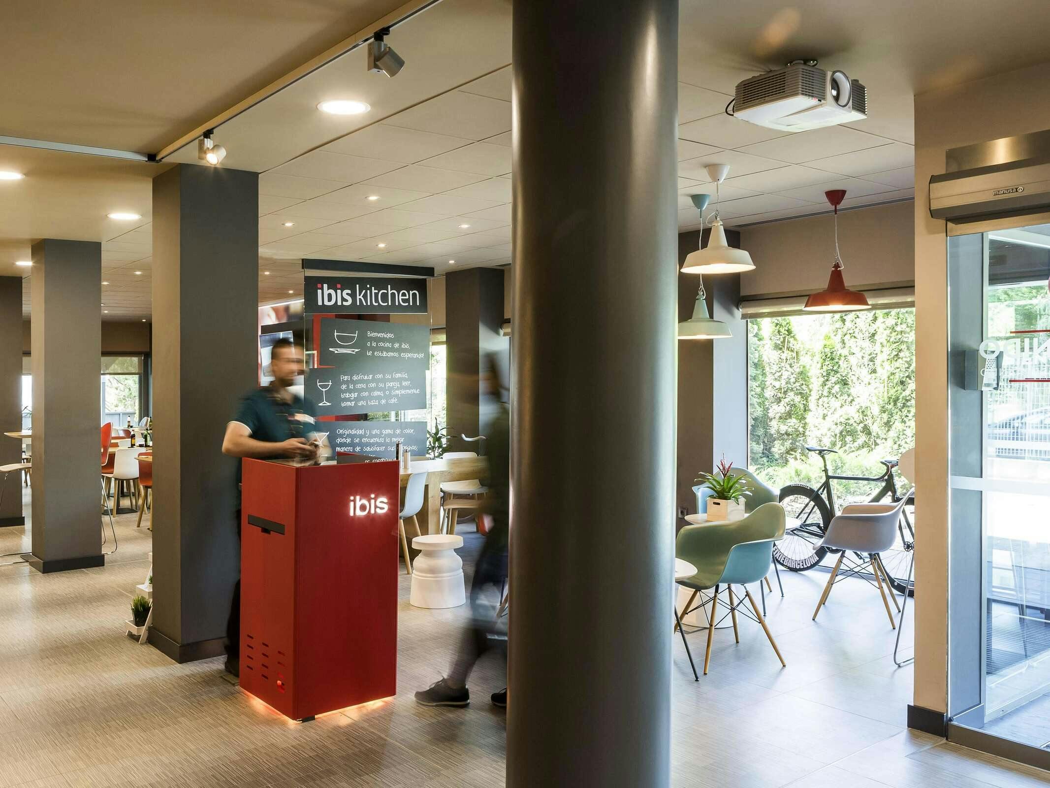 Hotel Ibis Barcelona Montmelo Granollers photo 3