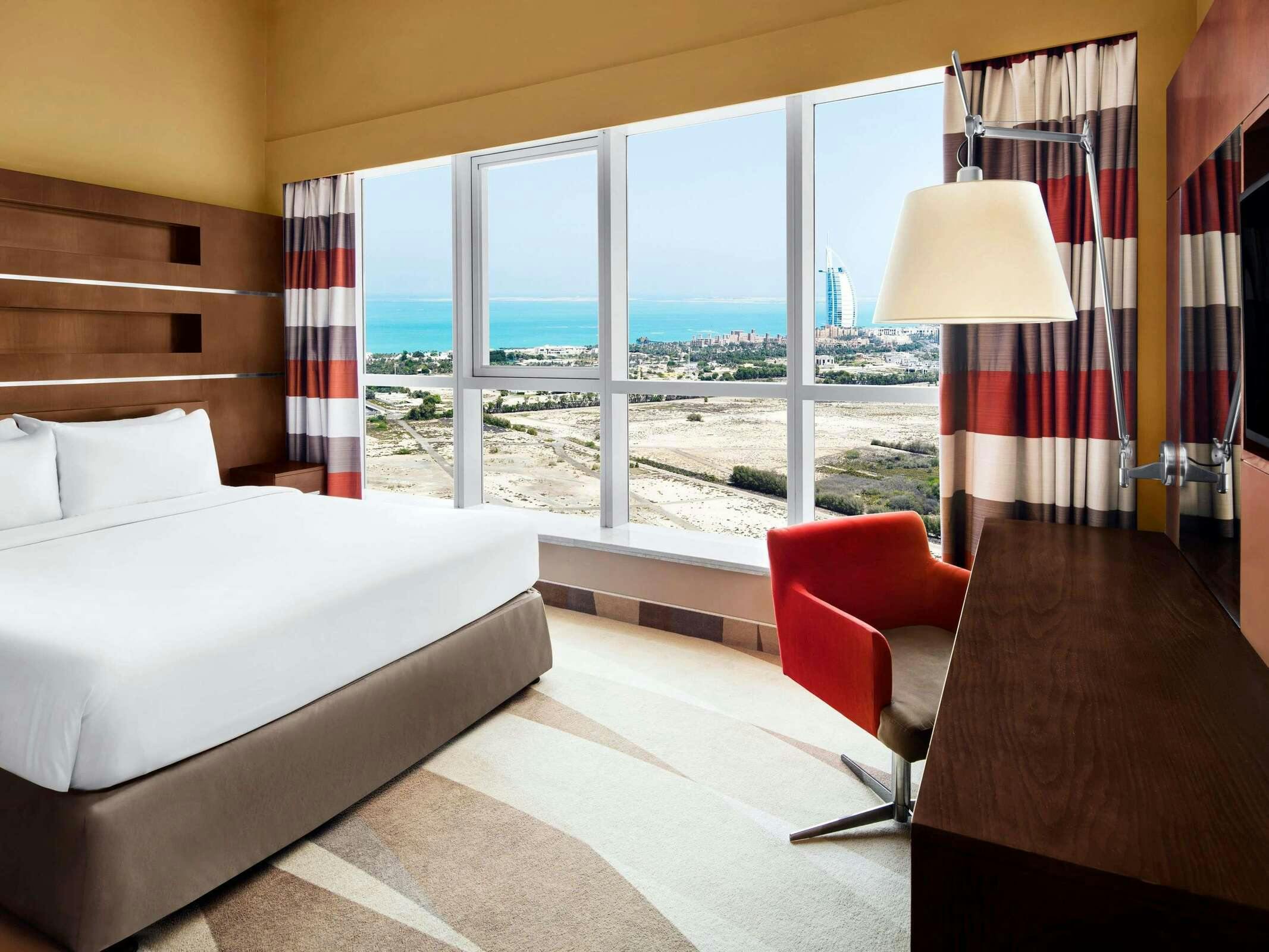 Hotel Novotel Dubai Al Barsha photo 4