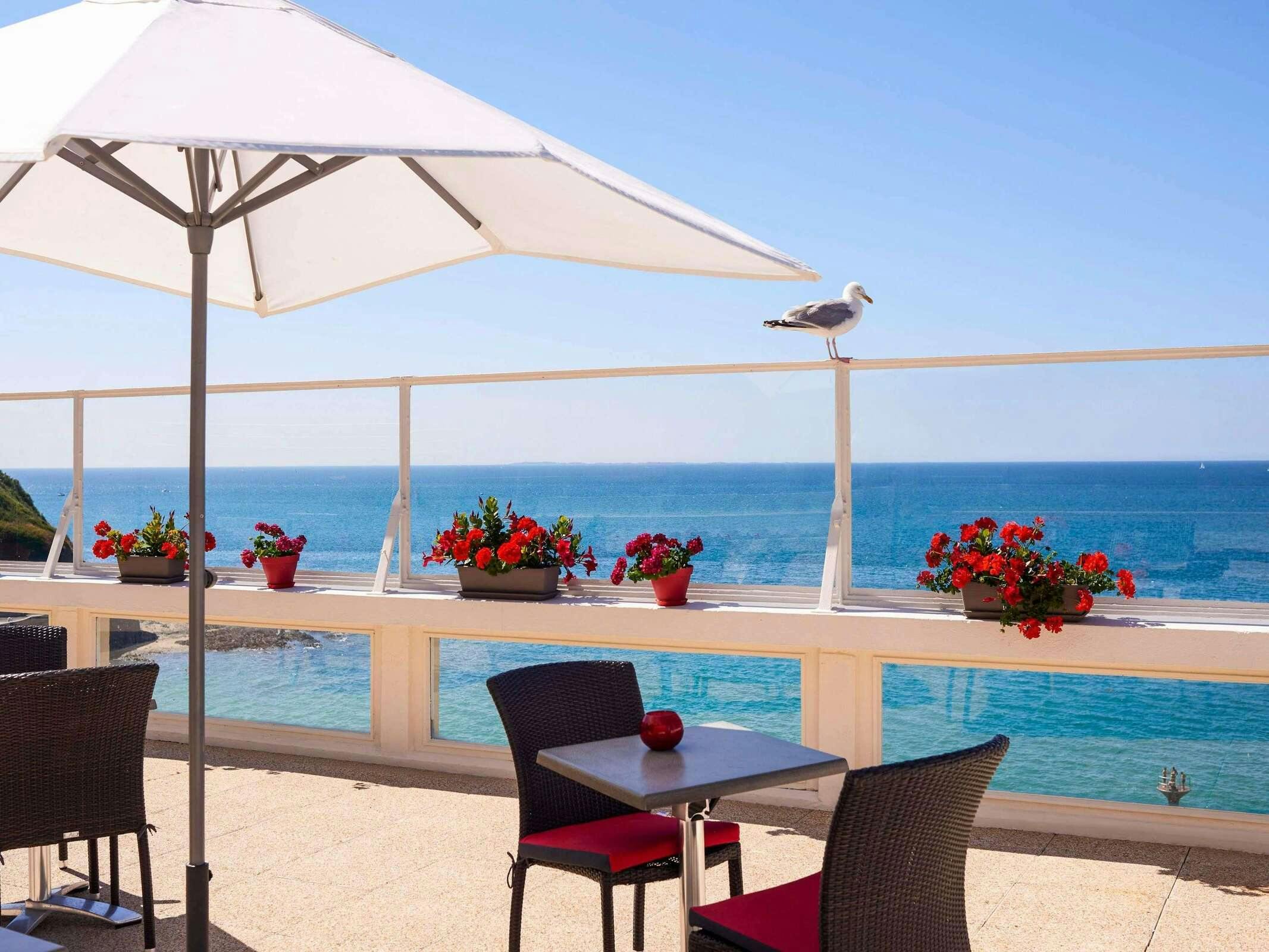 Hotel Hôtel Mercure Granville Le Grand Large photo 1