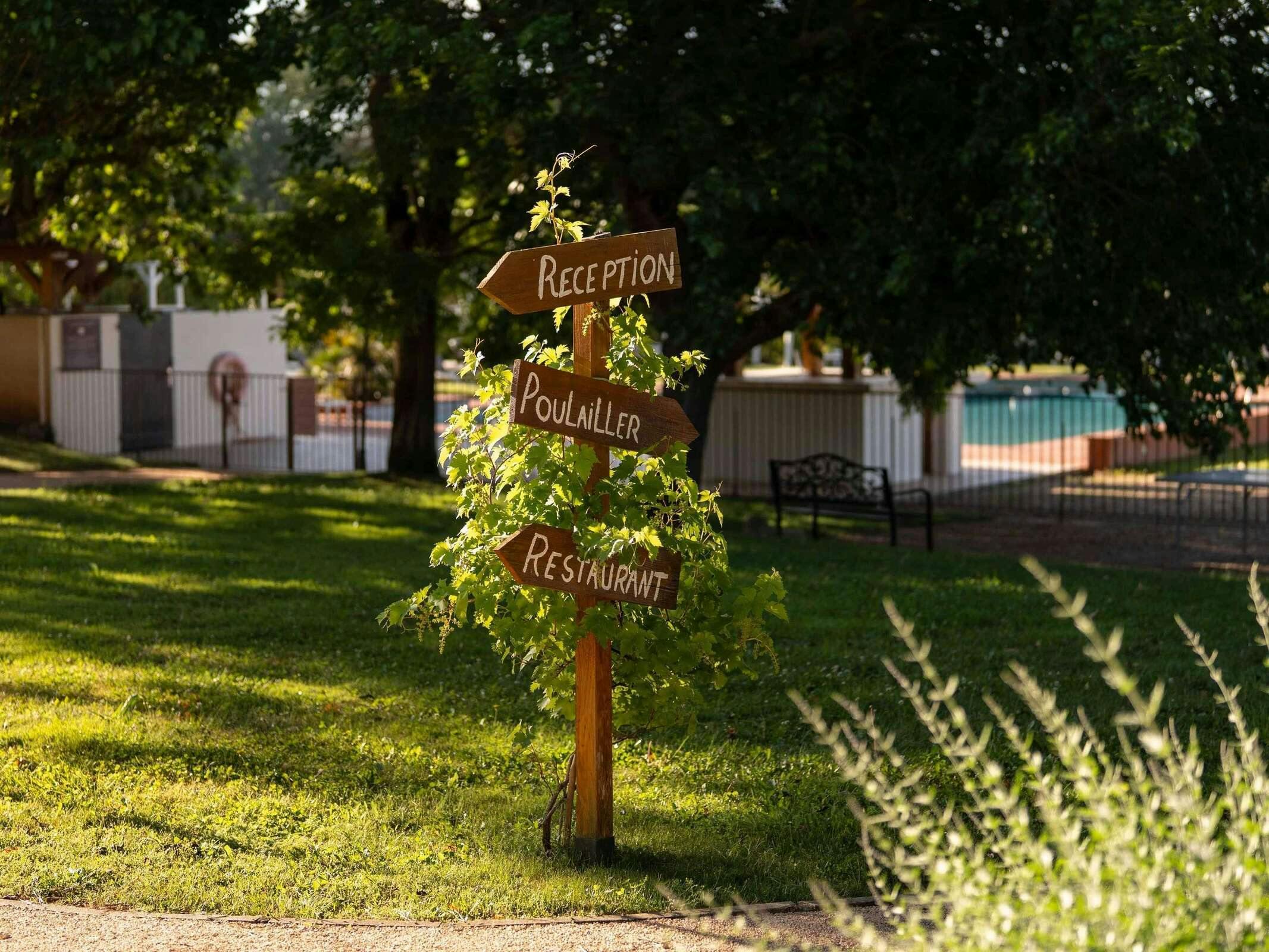 Hotel Hôtel Mercure Aix En Provence Sainte Victoire photo 5