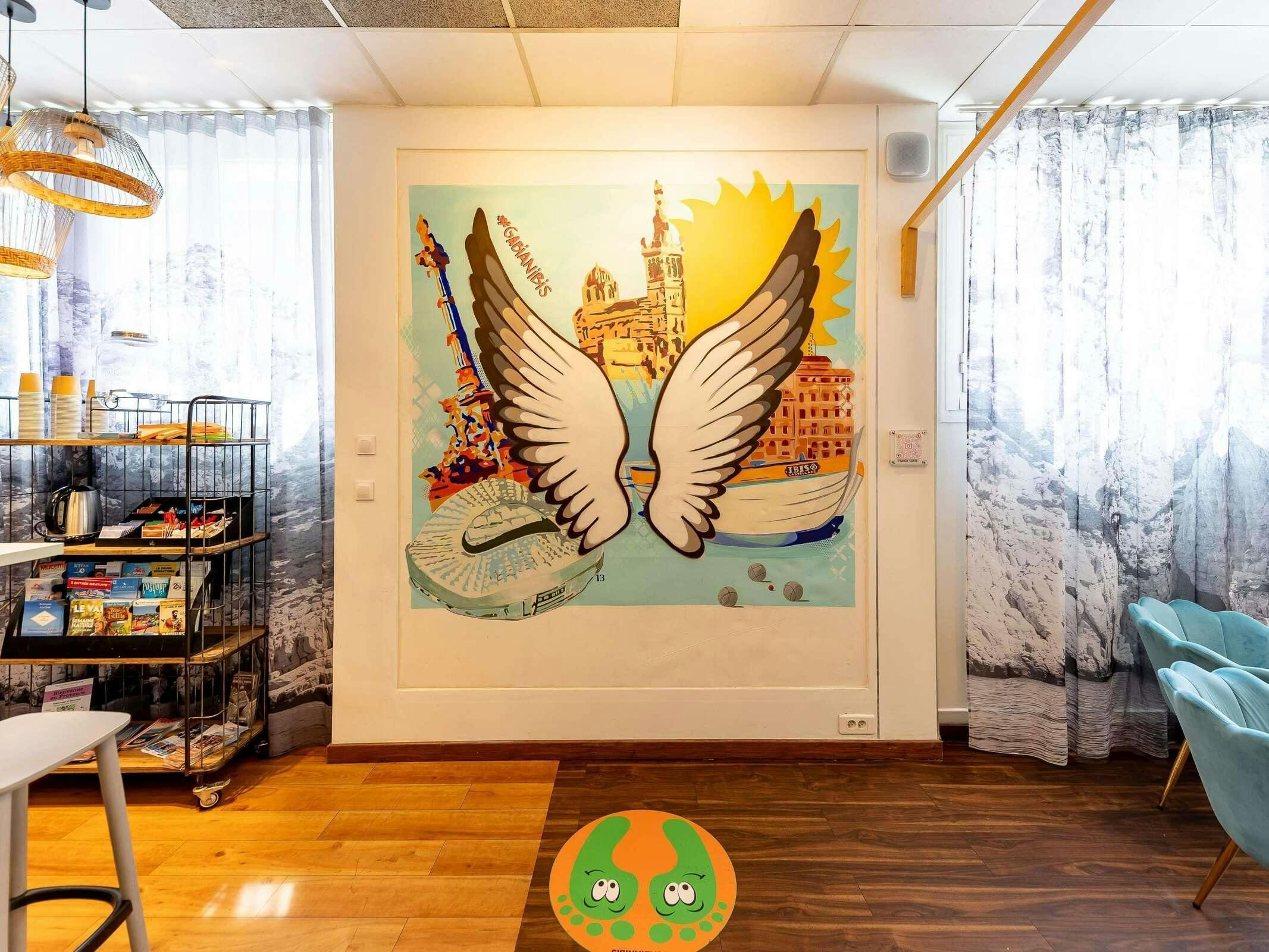 Hotel Ibis Styles Marseille Centre Prado Place Castellane photo 1