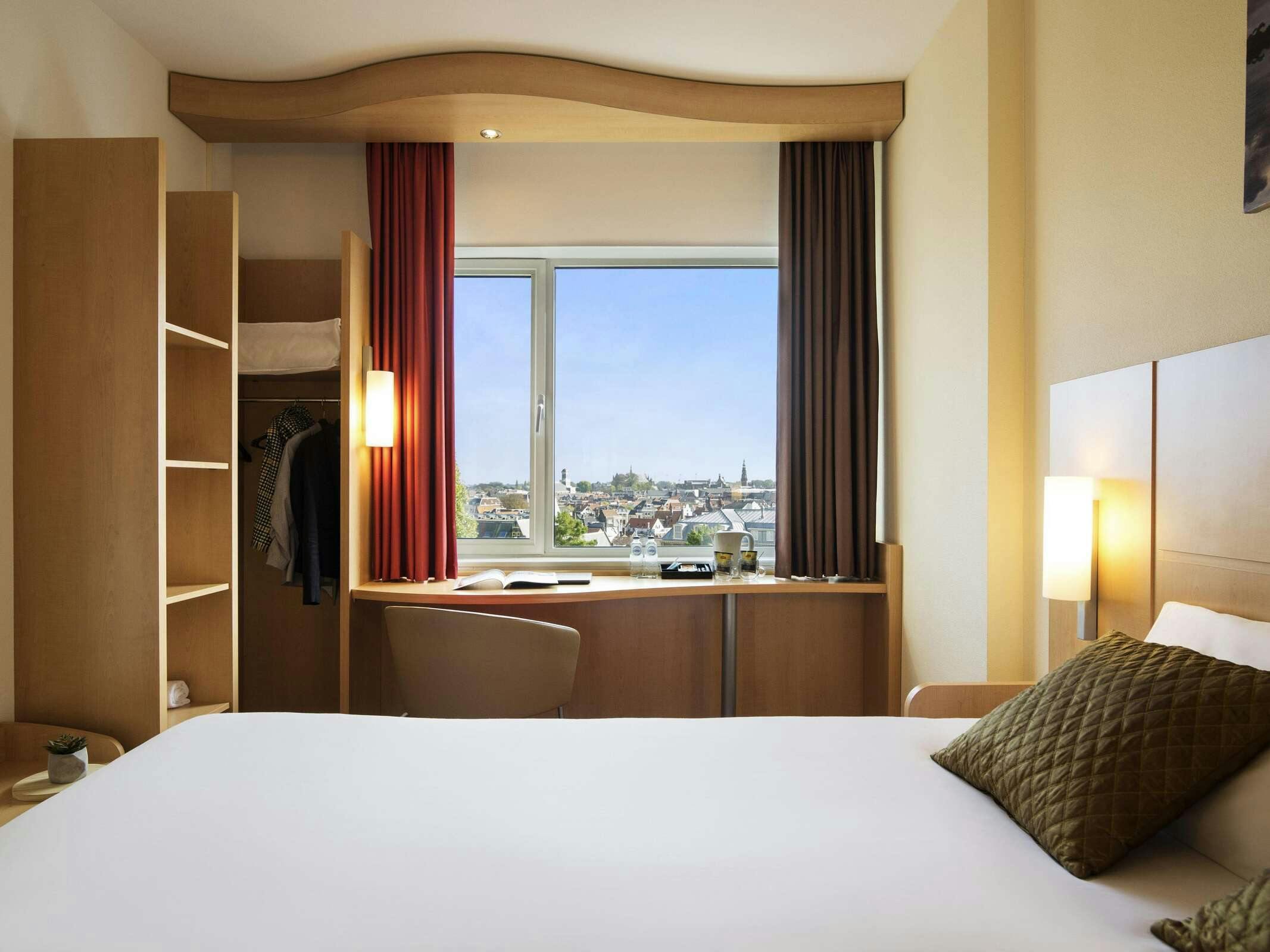 Hotel Ibis Leiden Centre photo 4