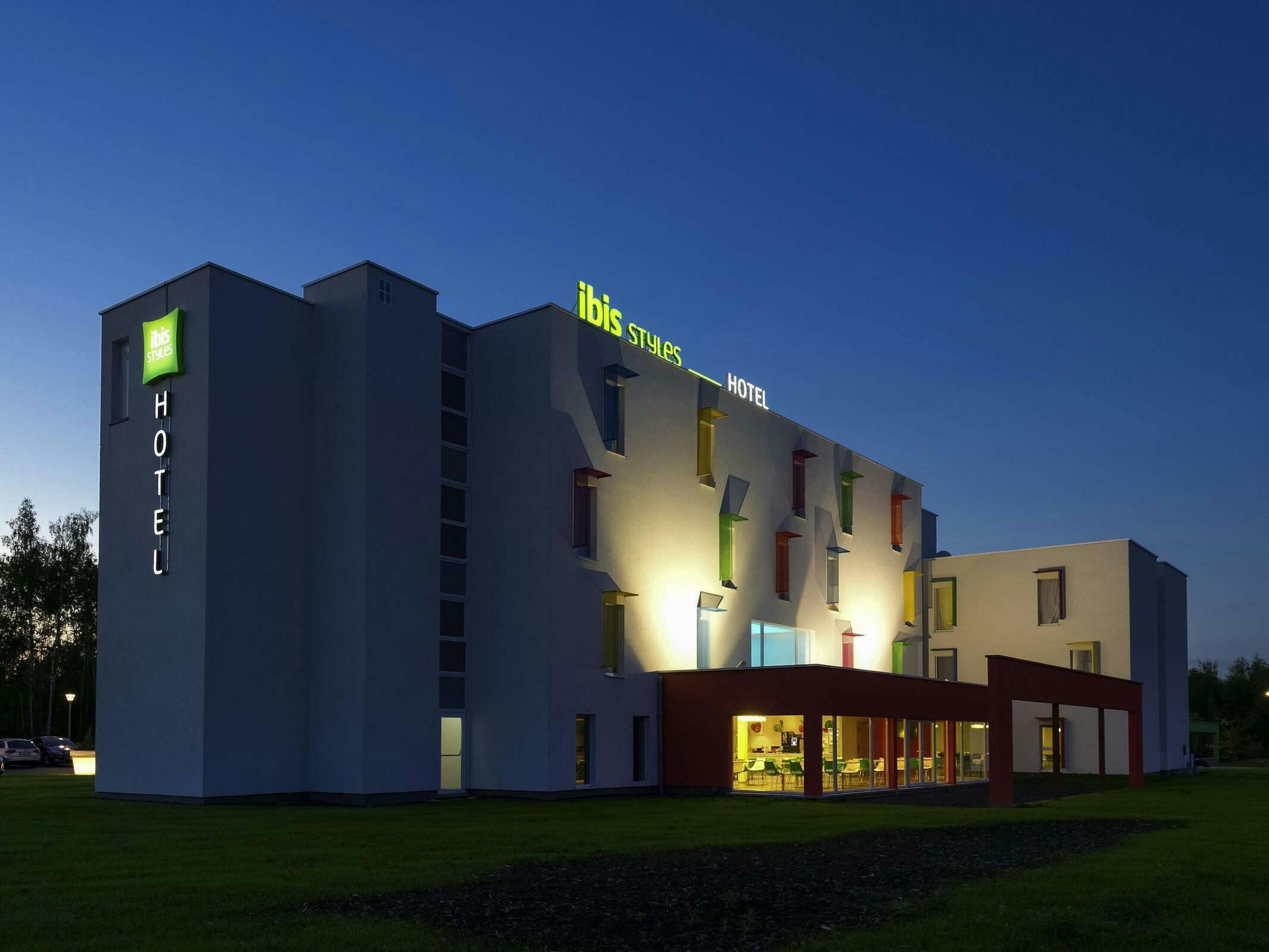 Hotel ibis Styles Nivelles photo 2