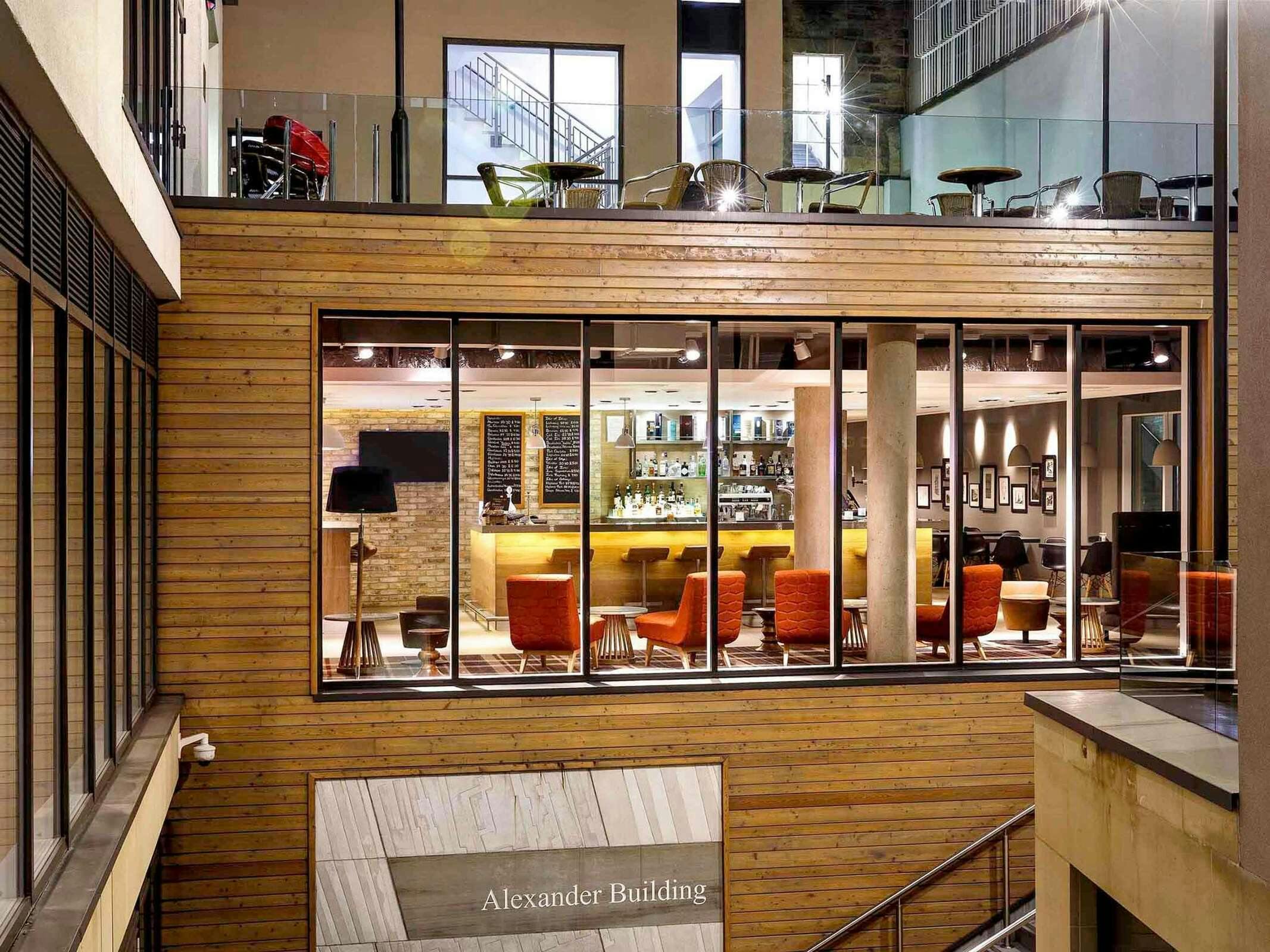 Hotel ibis Edinburgh Centre South Bridge - Royal Mile photo 4