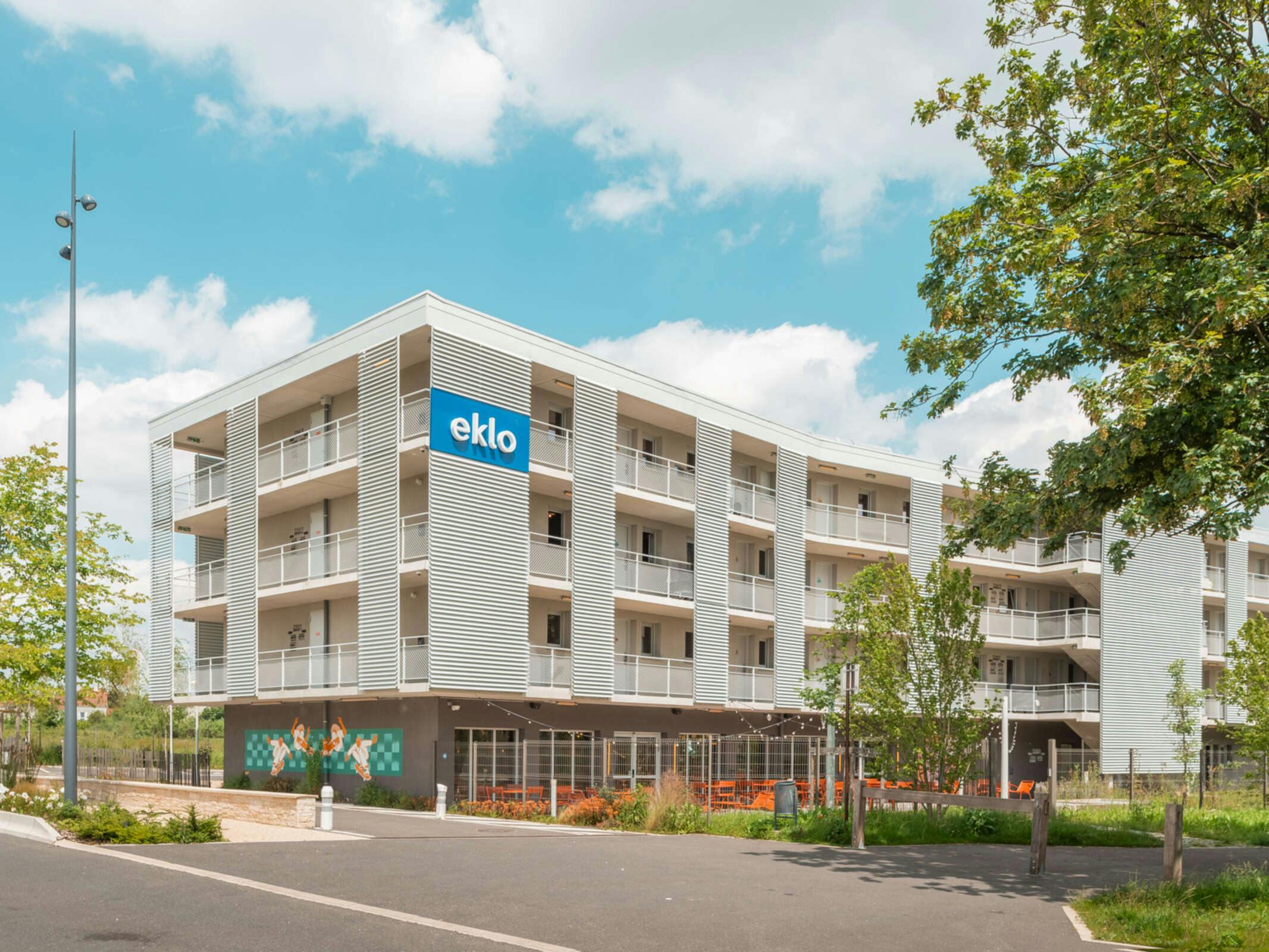 Eklo Hotels Paris Roissy CDG Airport