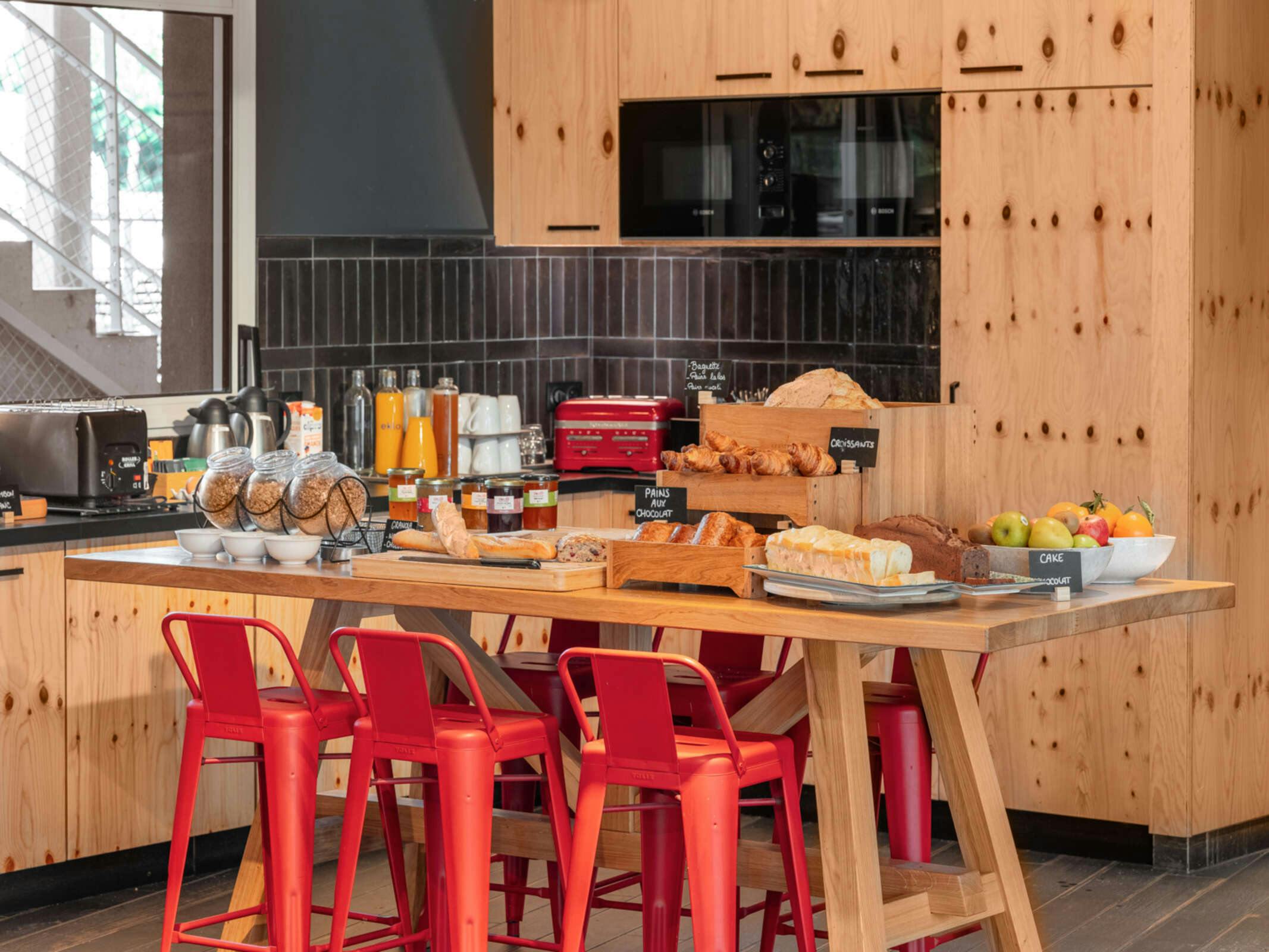 Hotel Eklo Hotels Paris Roissy CDG Airport photo 1