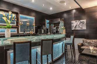 Hotel HOTEL LA GRIFFE photo 4