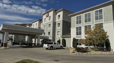Best Western Plus South Edmonton Inn & Suites