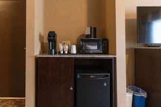 Hotel Best Western Plus South Edmonton Inn & Suites photo 4