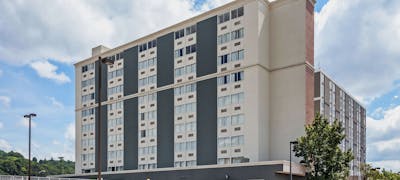 Quality Inn & Suites Civic Center
