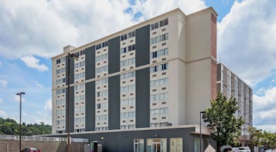 Quality Inn & Suites Civic Center