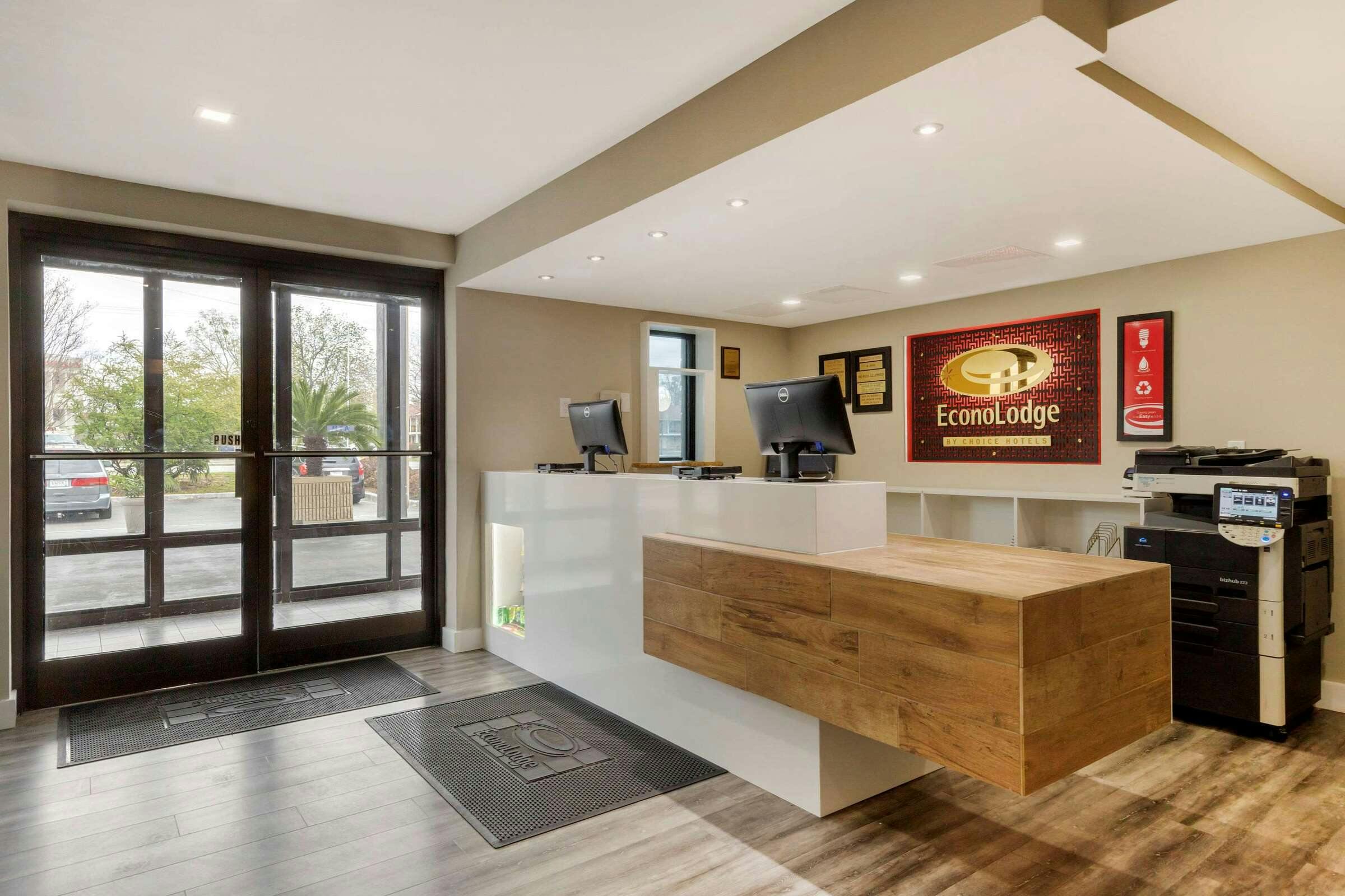 Travelodge North Charleston