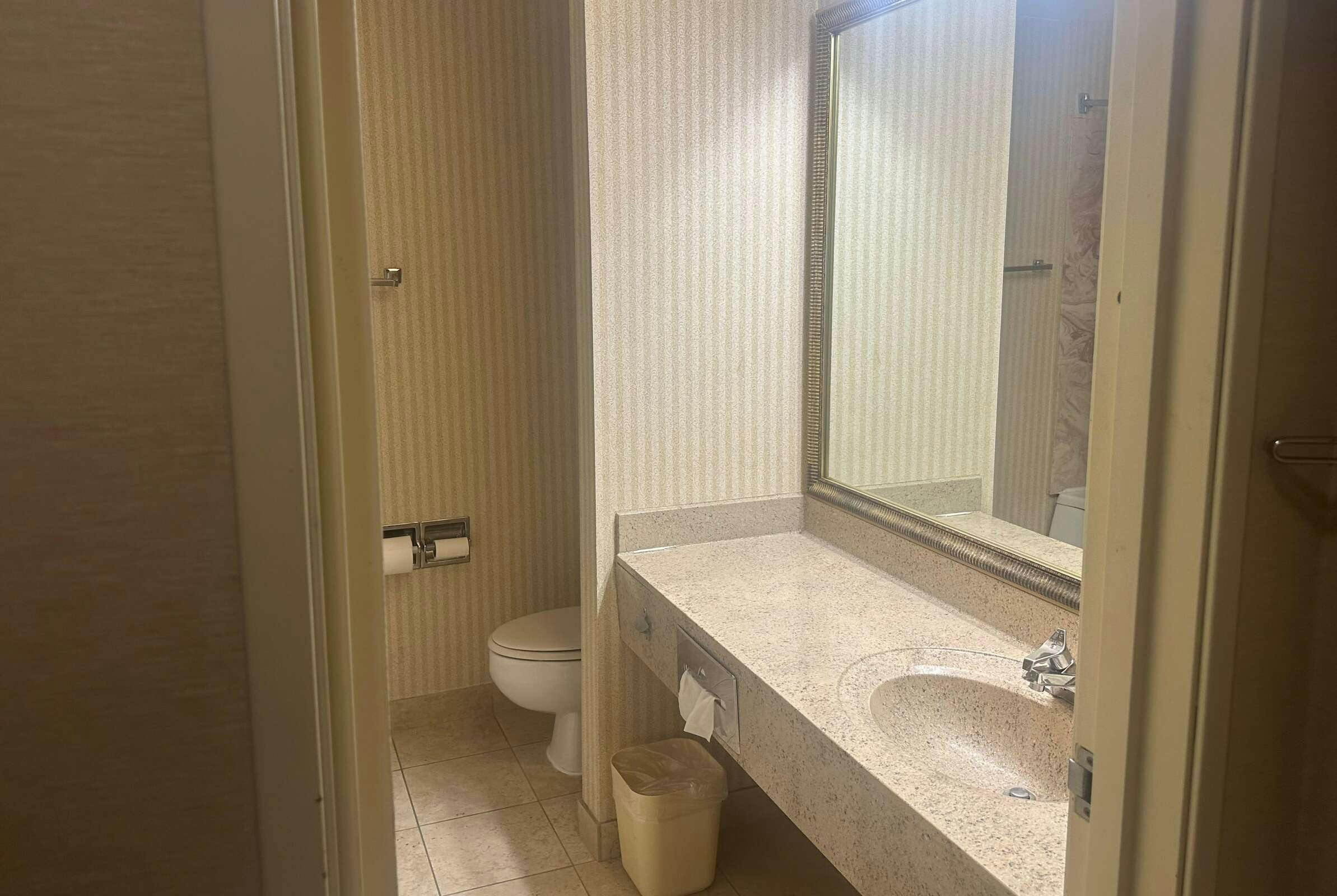 Hotel Wingate Livonia Mi photo 3