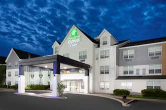 Hotel Independent (Sphc) Port Wisconsin Inn And Suites photo 2