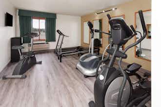 Hotel Baymont I S Green Bay photo 5