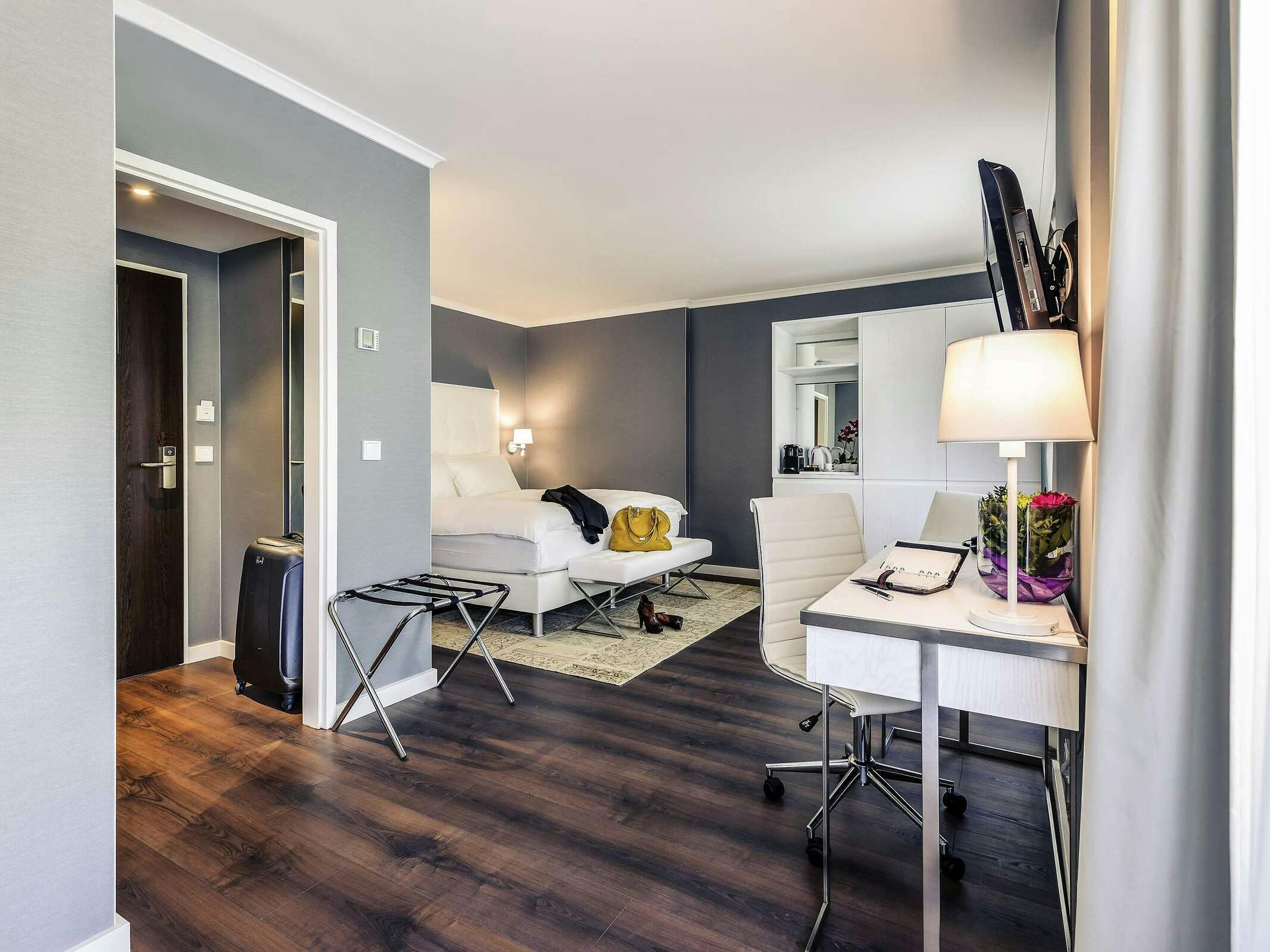 Hotel Hotel Mercure Raphael Wien photo 1