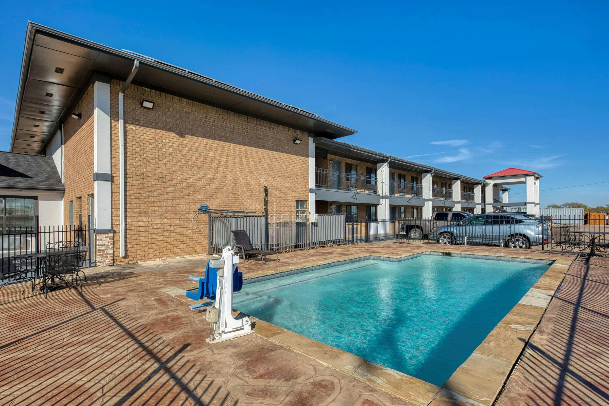 Hotel Sure Stay Hotel By Best Western Terrell photo 4