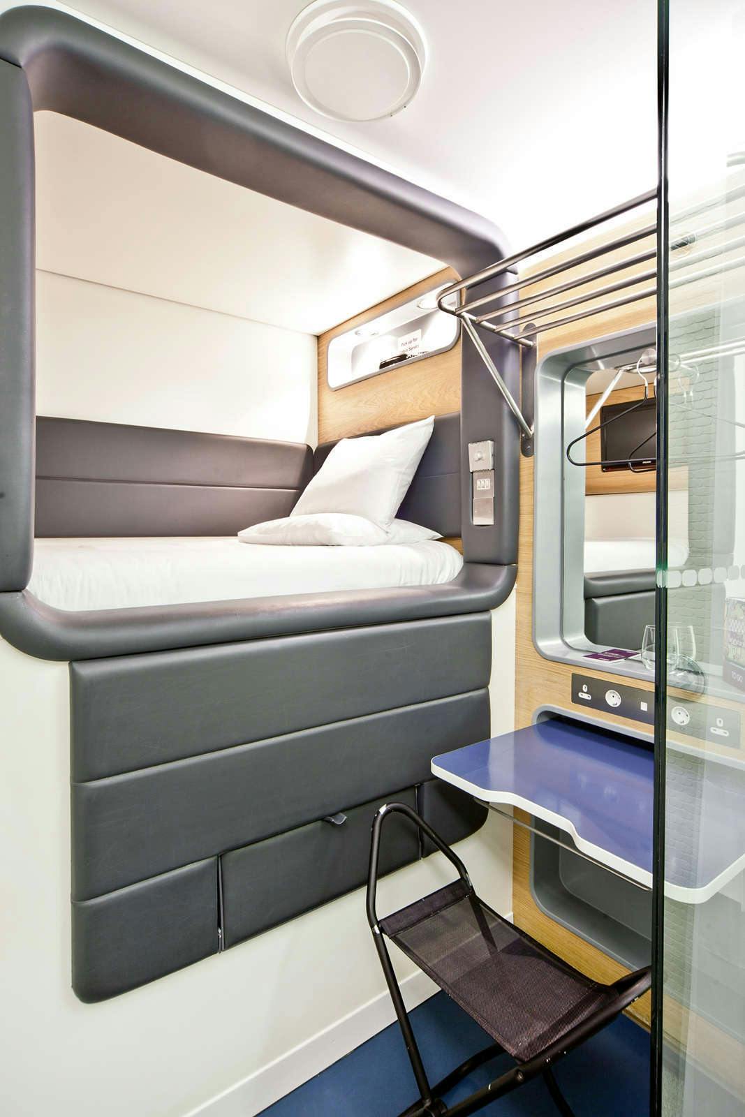 Hotel YOTEL London Heathrow photo 1