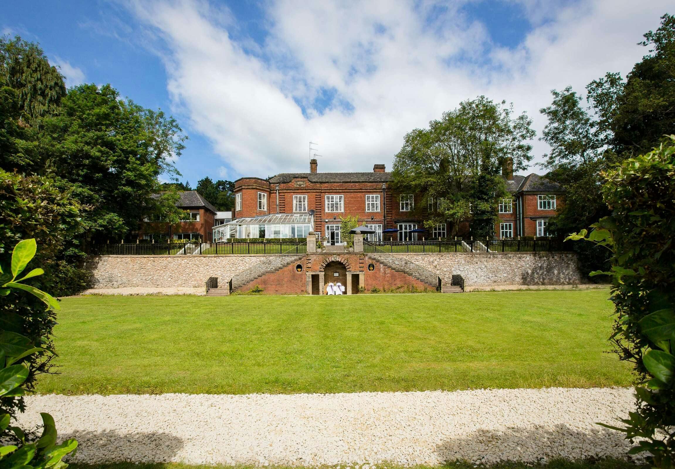 Southcrest Manor Hotel, Bw Signature Collection