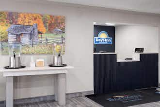 Hotel Days Inn Davenport photo 1